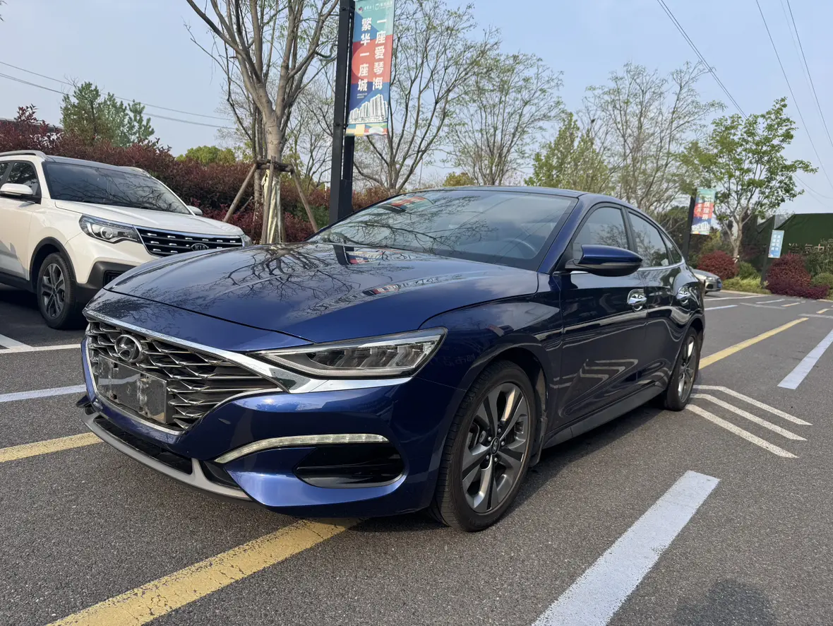 Hyundai Lafesta