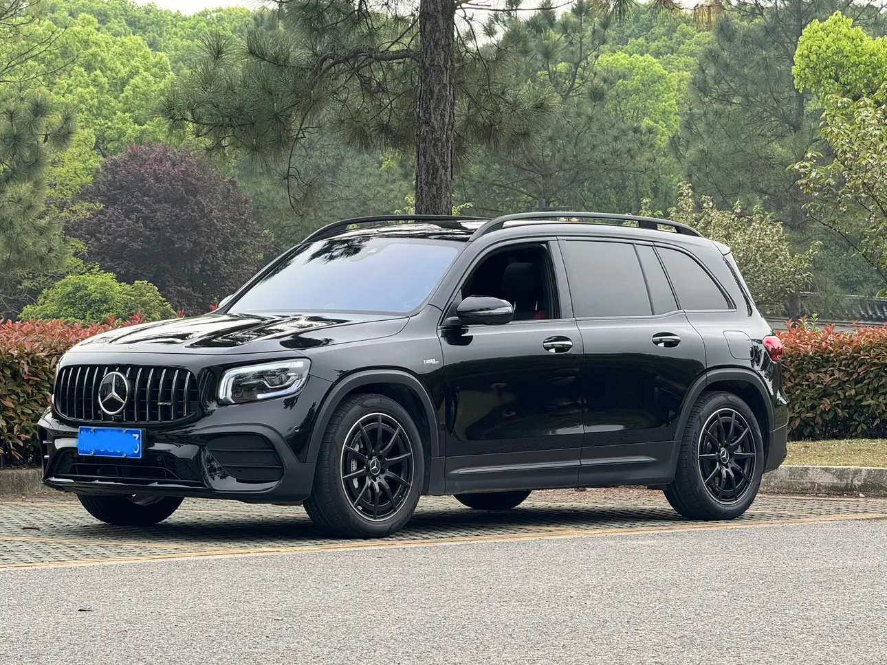 Mercedes-Benz GLB AMG