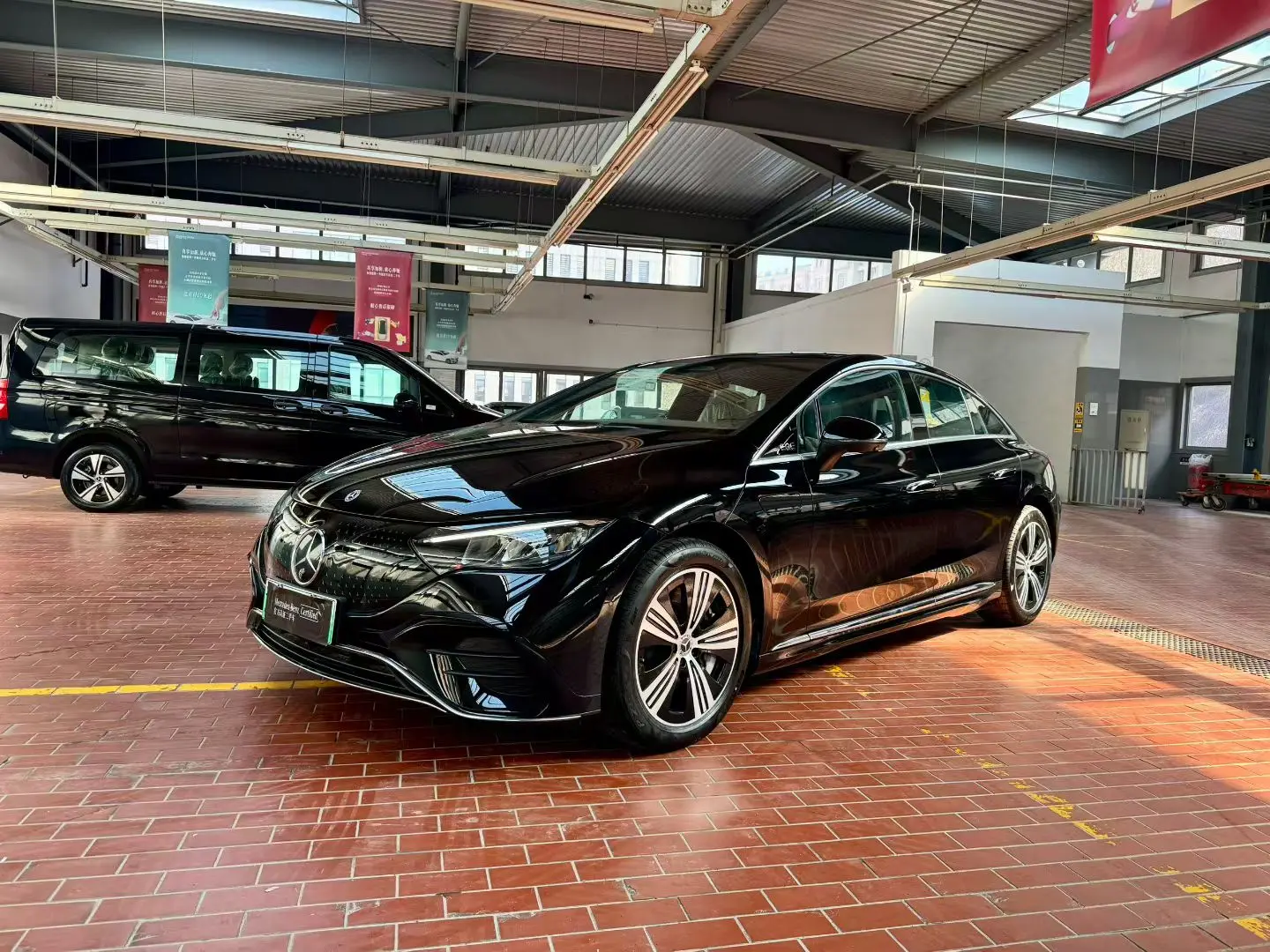 Mercedes-Benz EQE