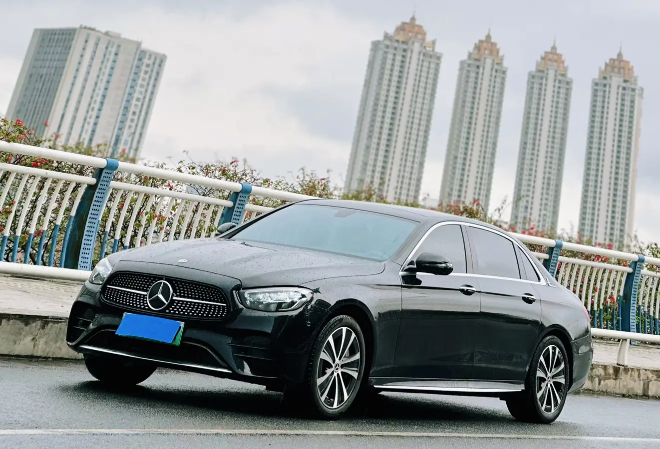 Mercedes-Benz E-Class PHEV