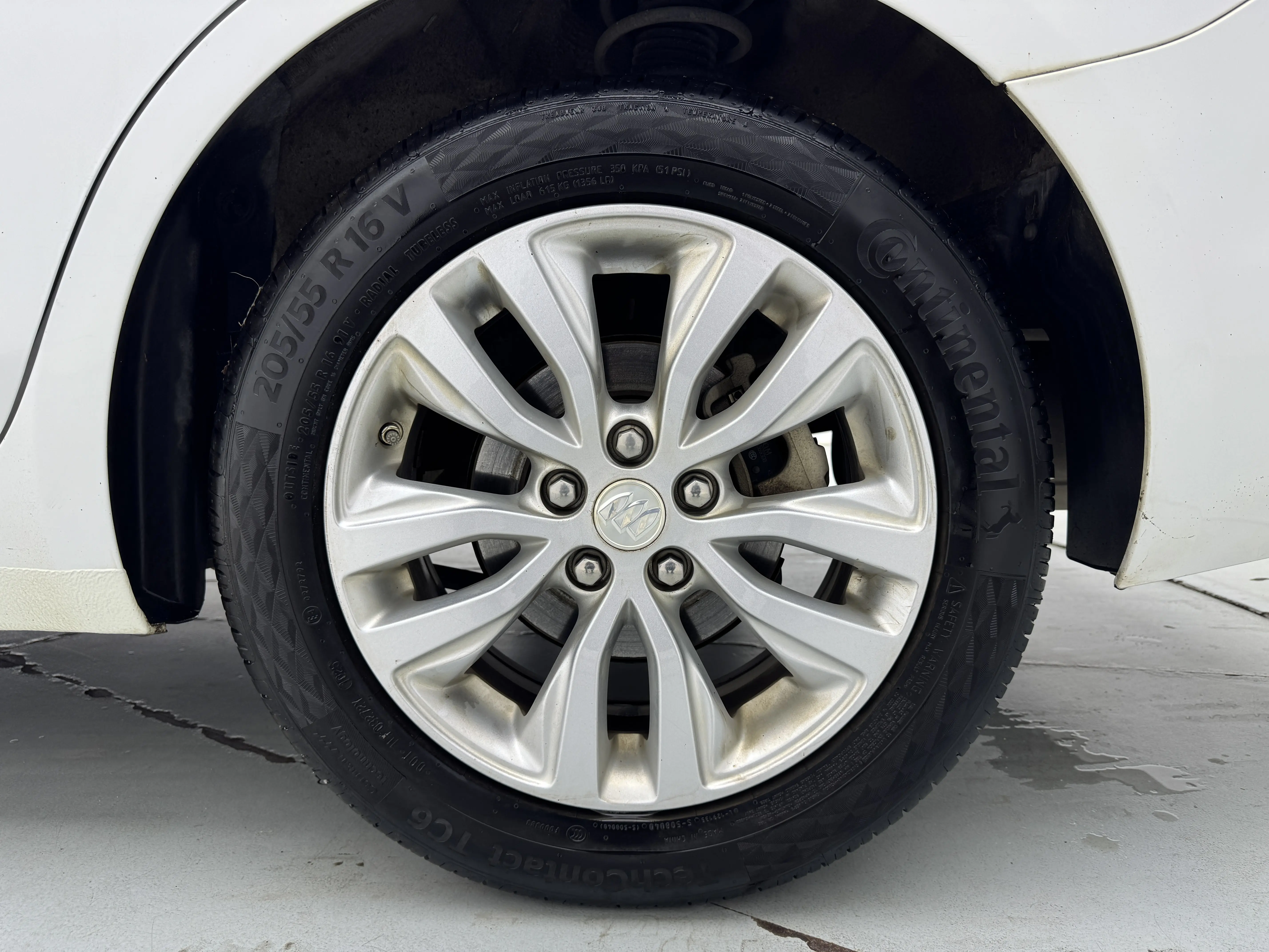 Buick Yinglang