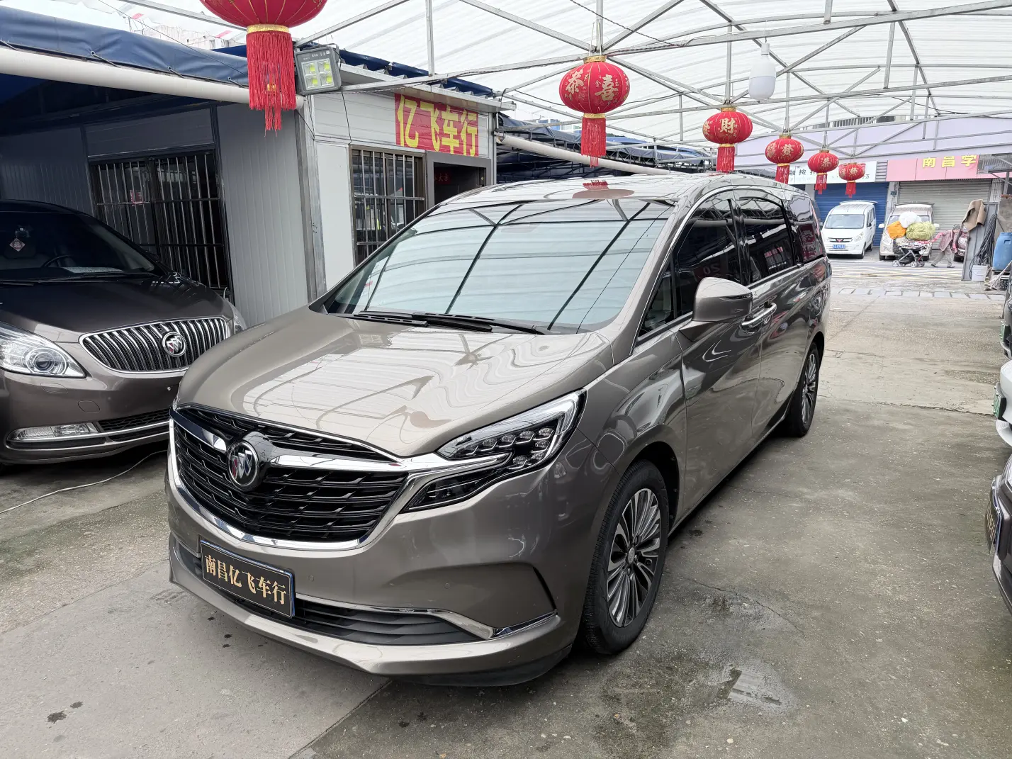 Buick GL8