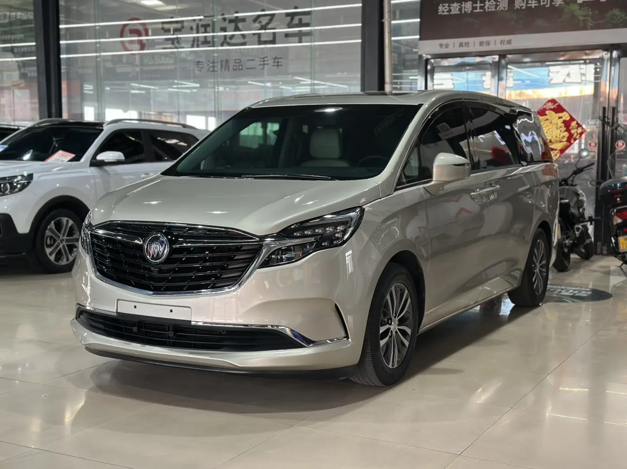 Buick GL8