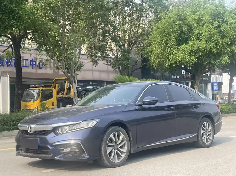 Honda Inspire