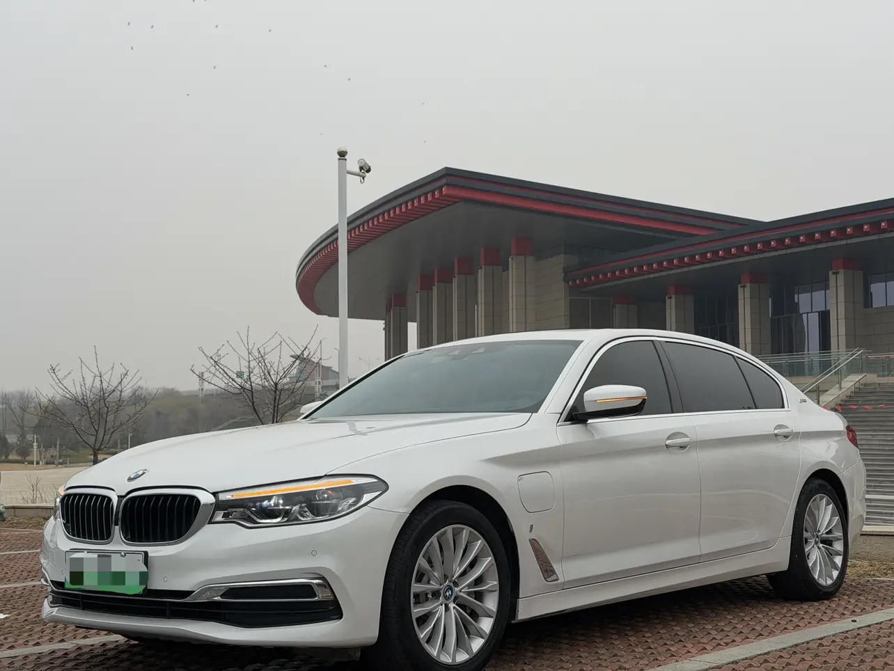 BMW 5 Series PHEV