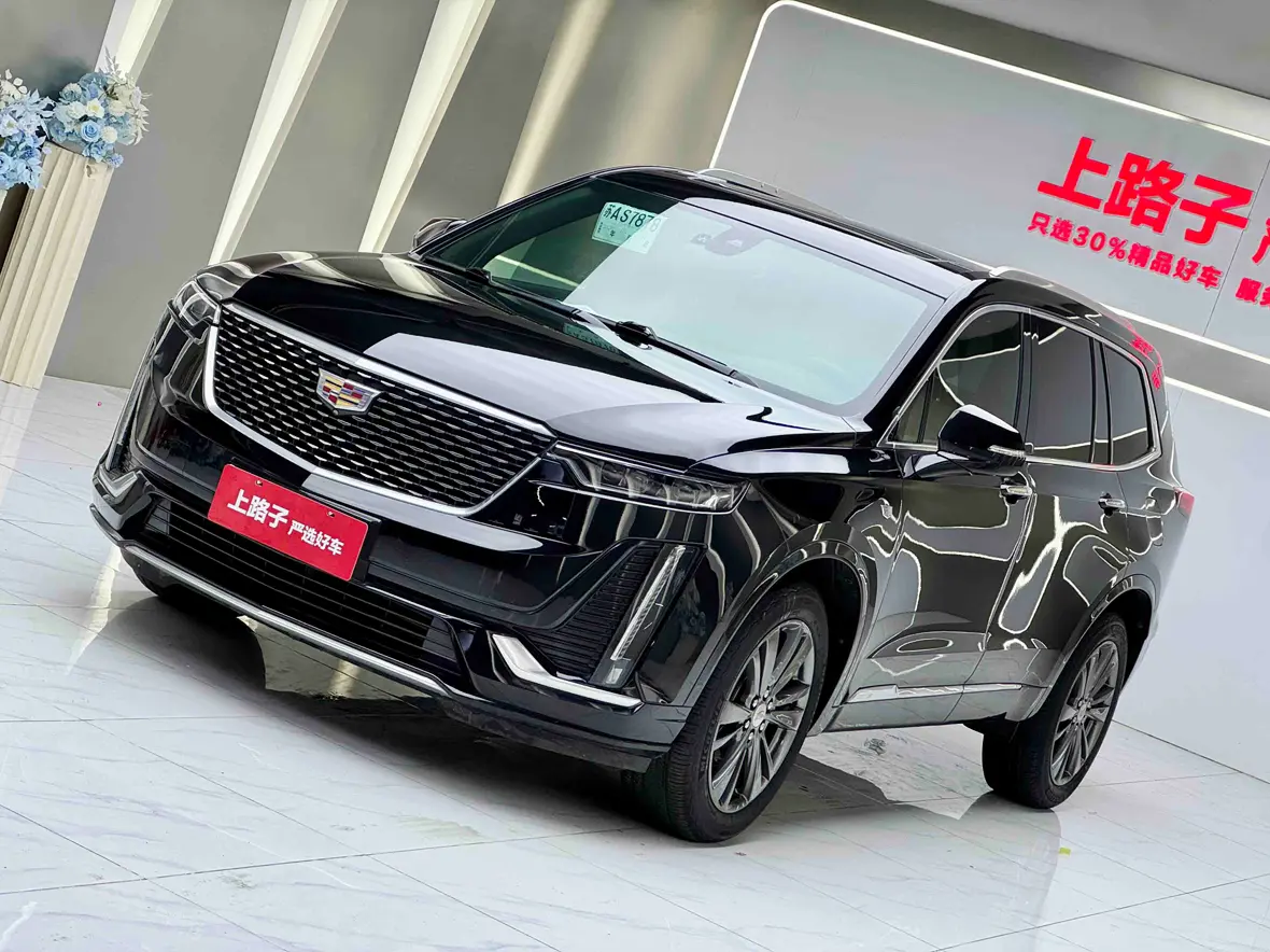 Cadillac XT6