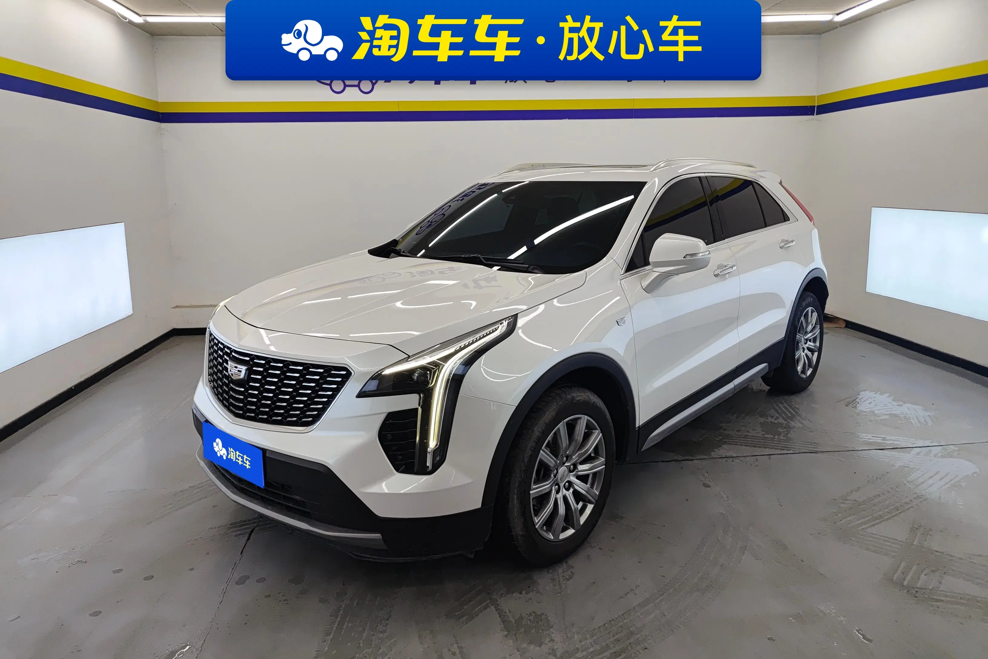 Cadillac XT4