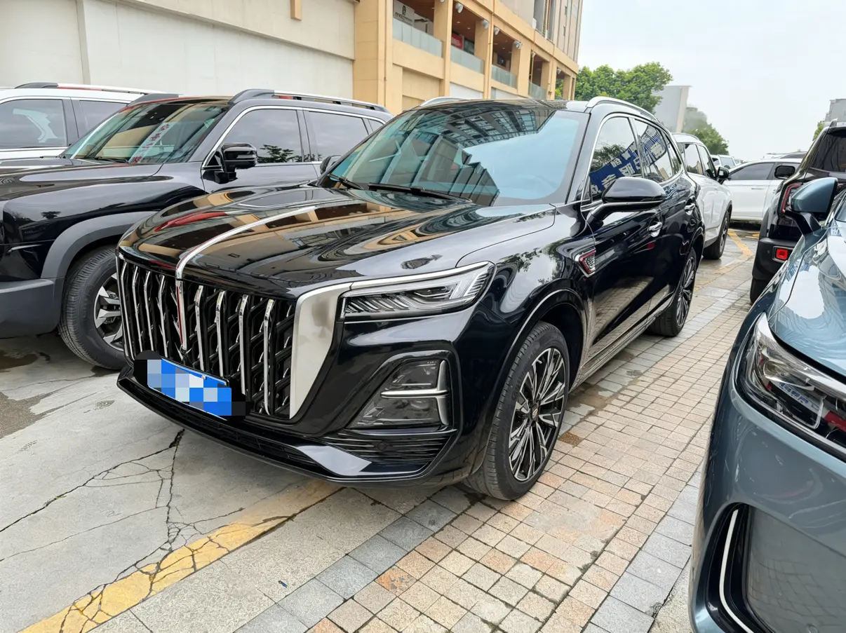 Hongqi HS5