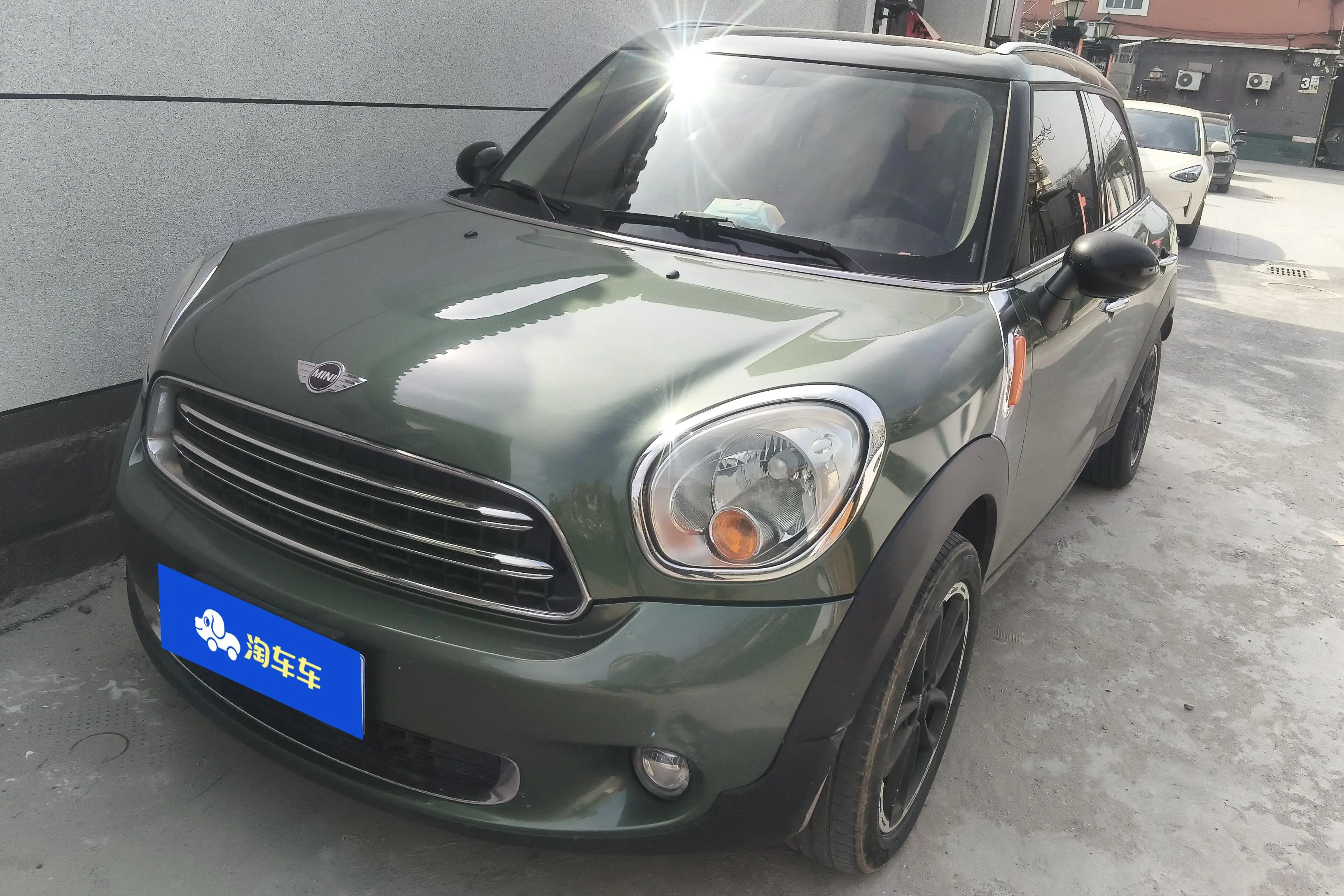 MINI COUNTRYMAN