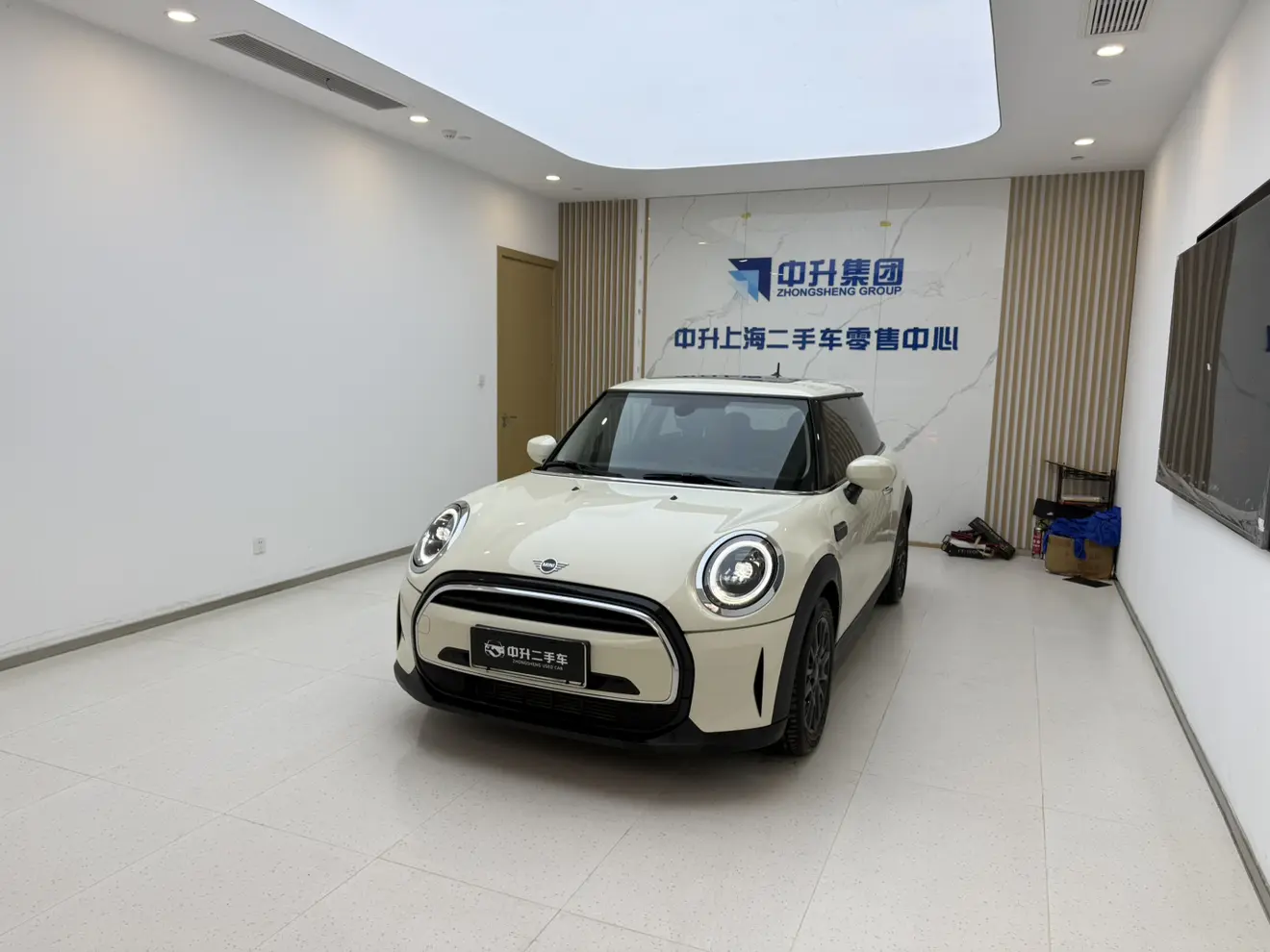 MINI MINI