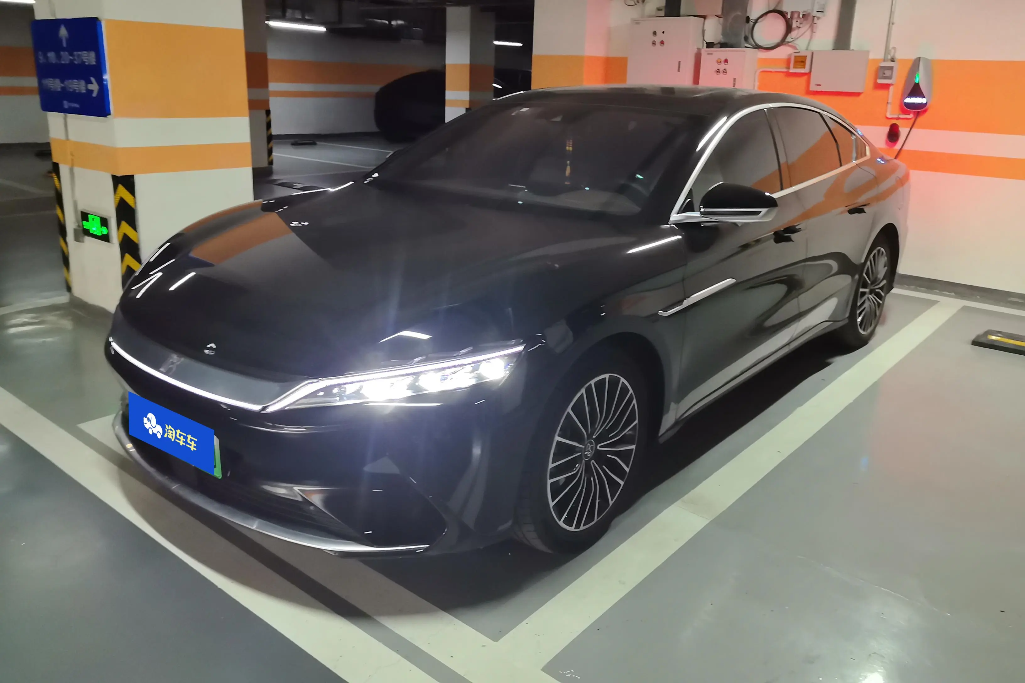 BYD Han EV