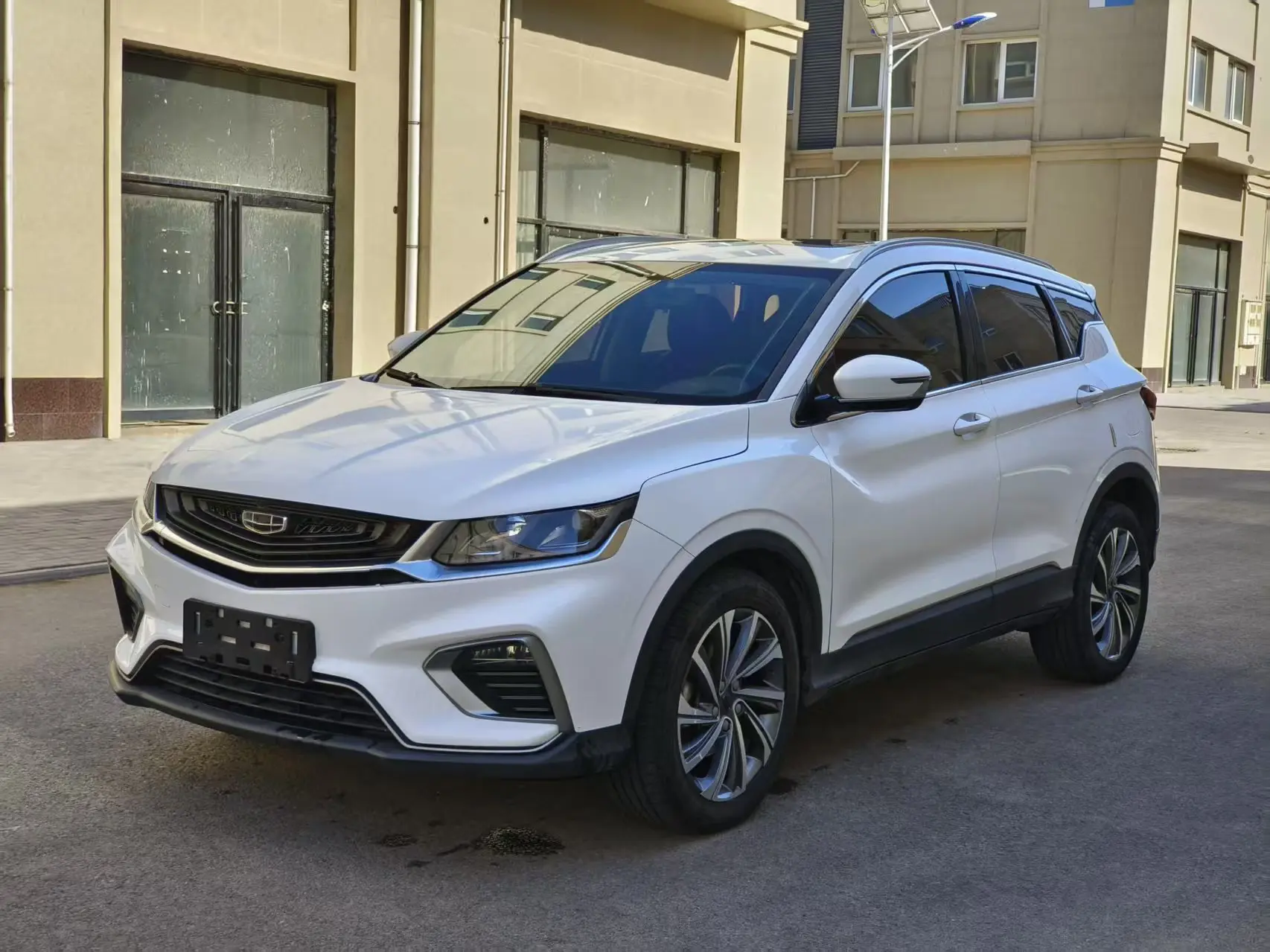 Geely Coolray SX11