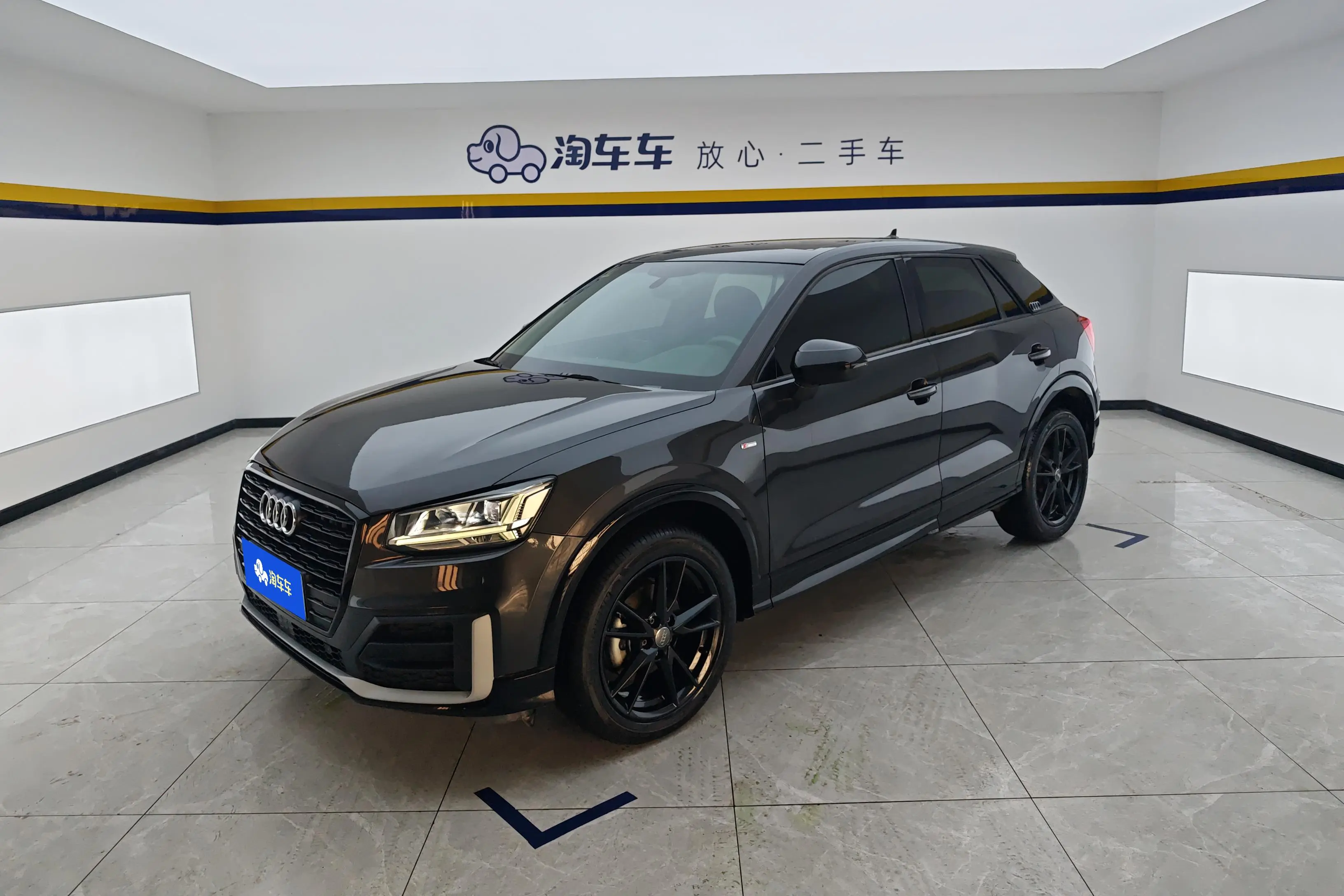 Audi Q2L