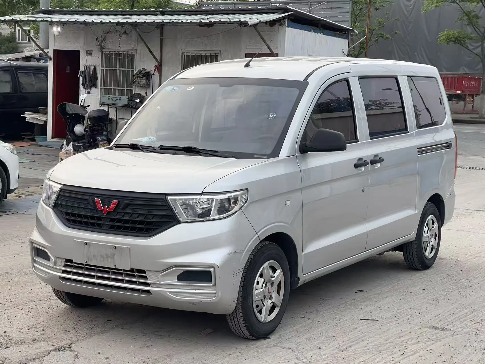 Wuling Hongguang V