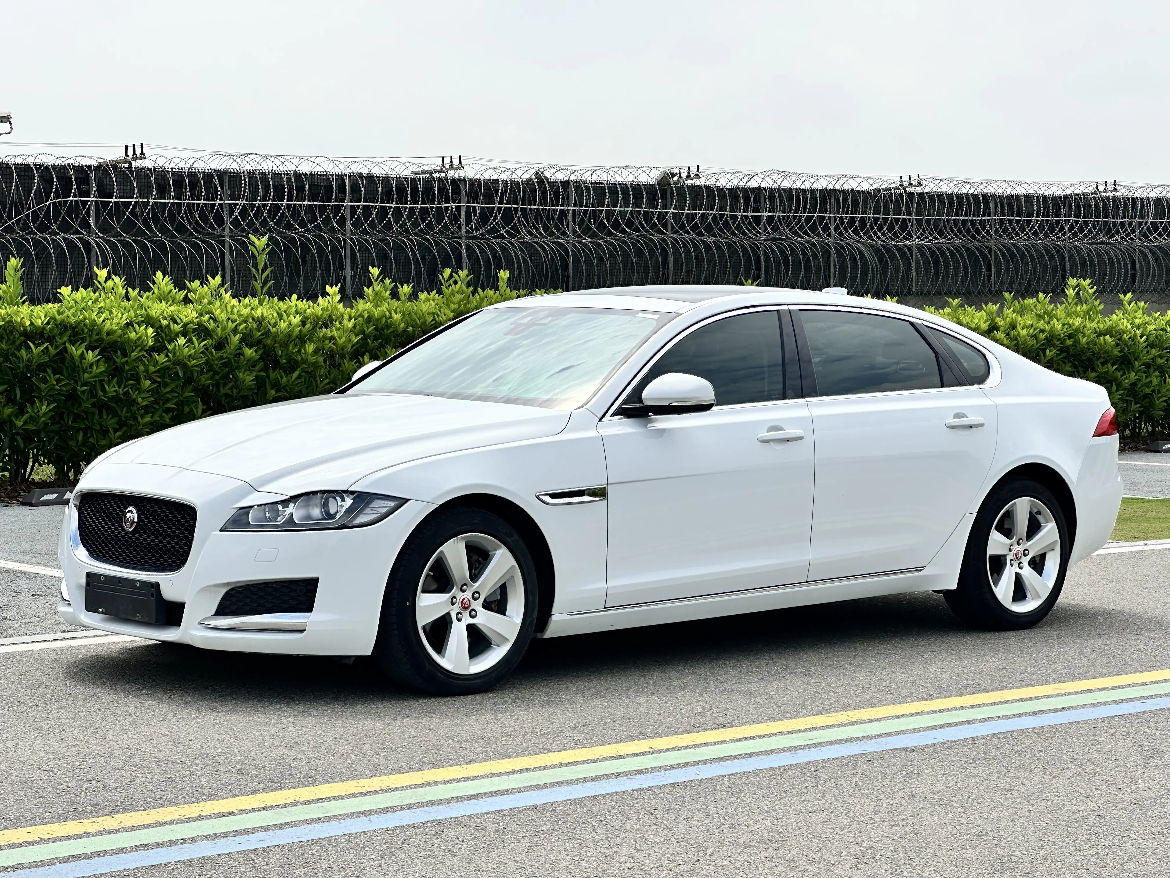 Jaguar XFL