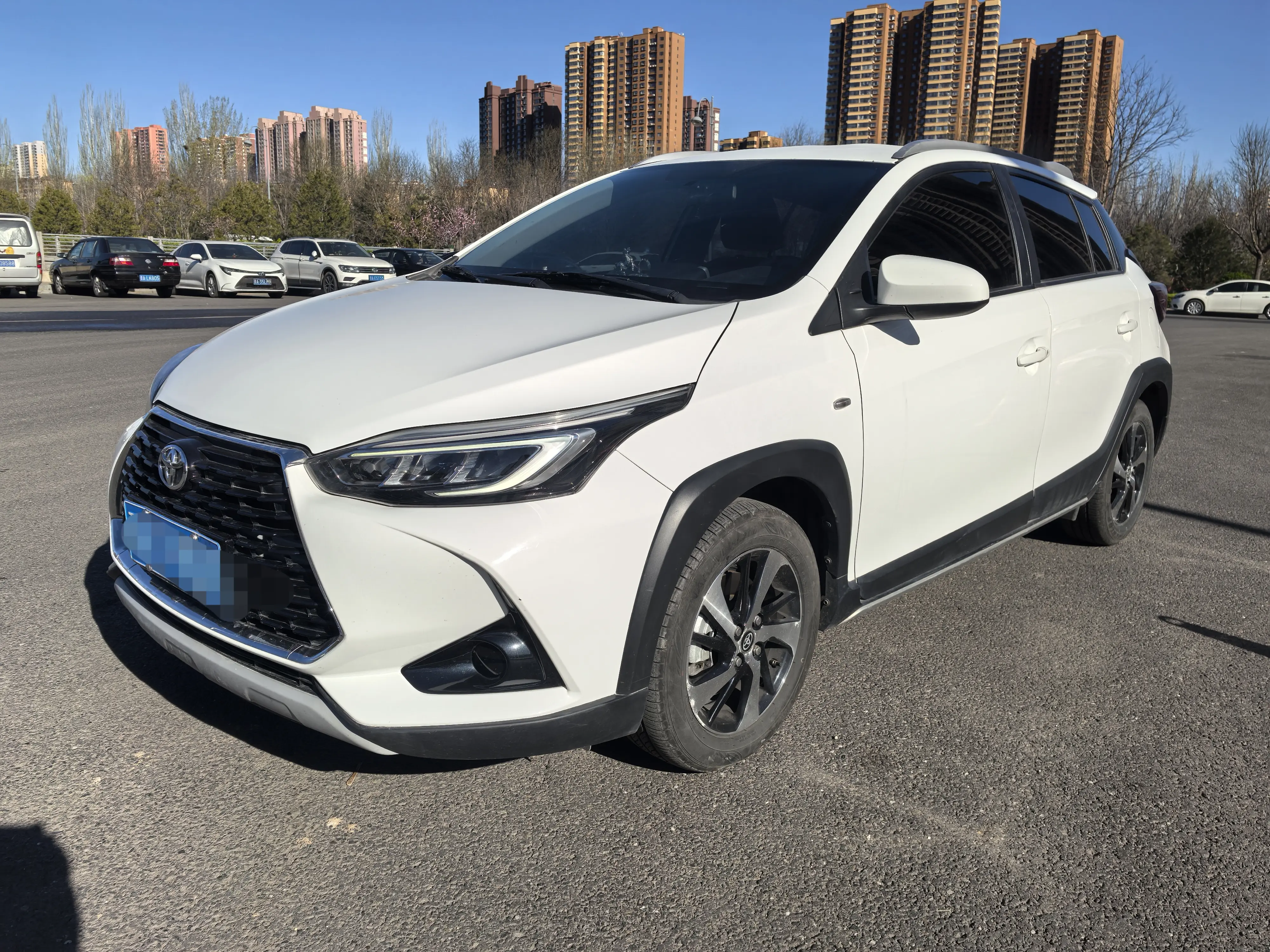 Toyota Yaris L