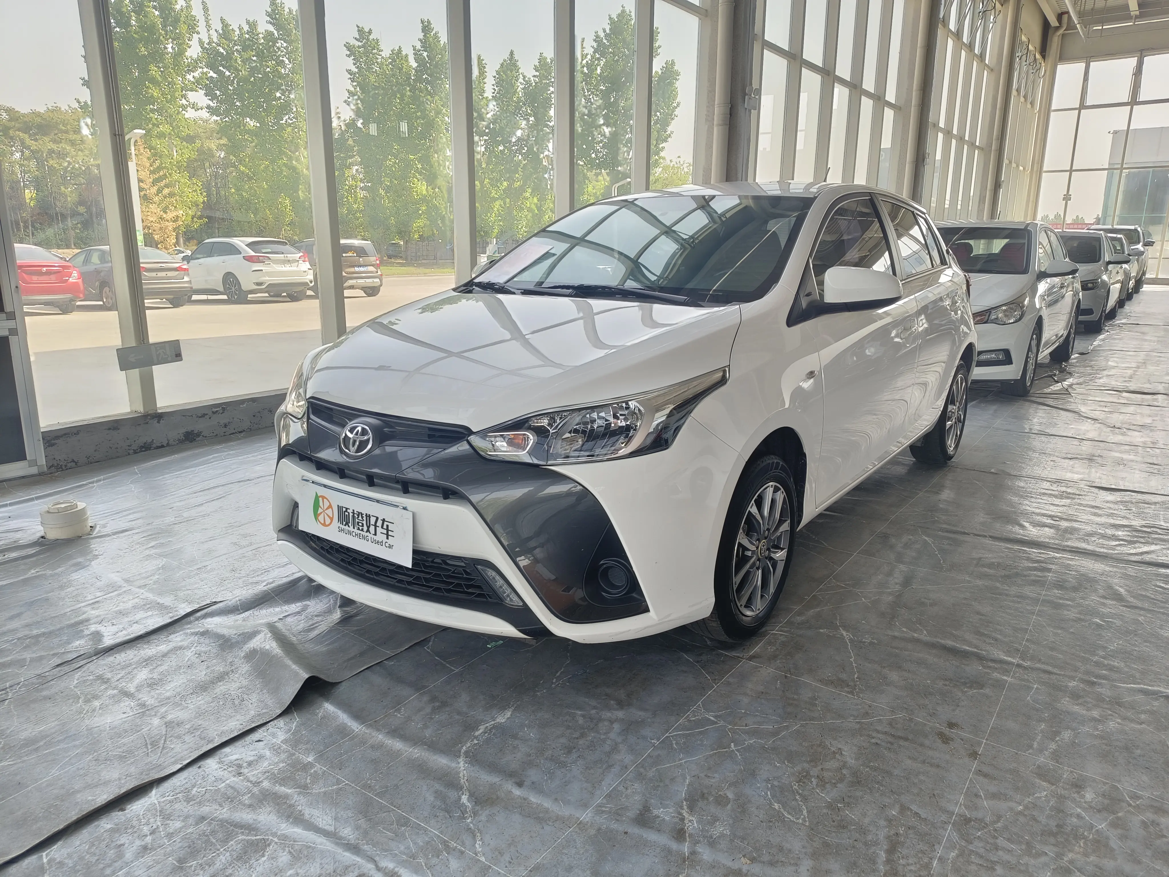Toyota Yaris L