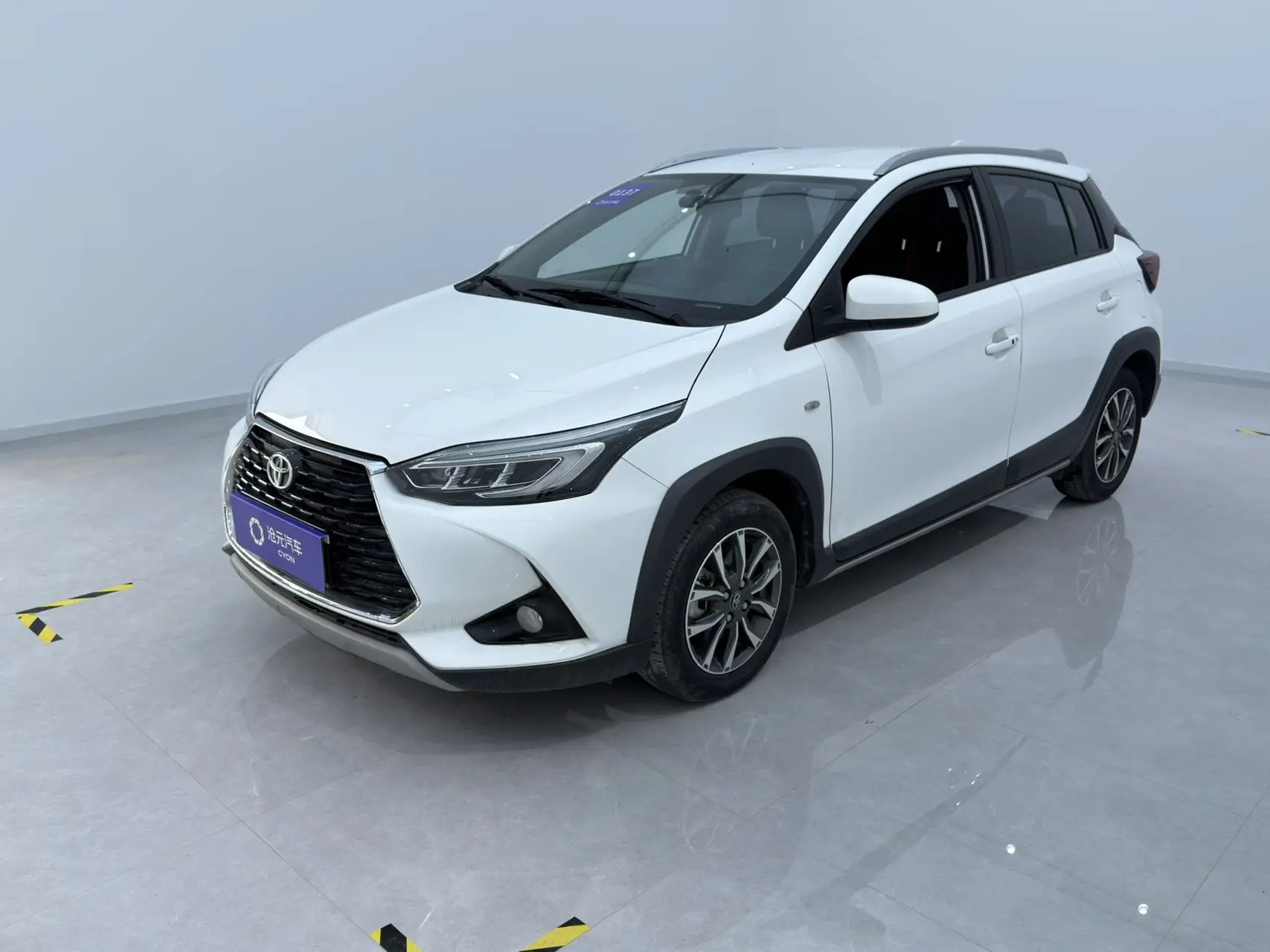 Toyota Yaris L