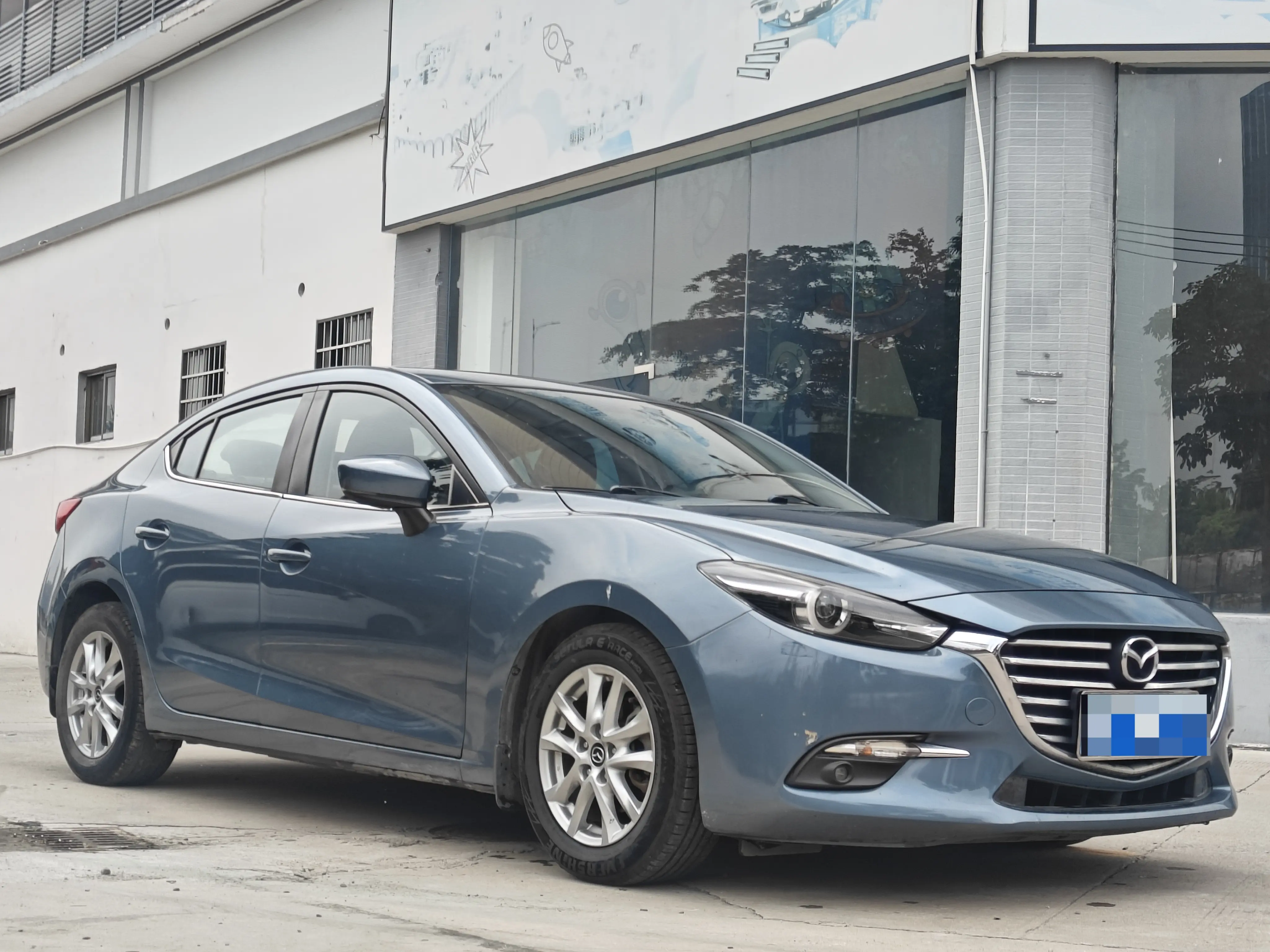 Mazda Axela