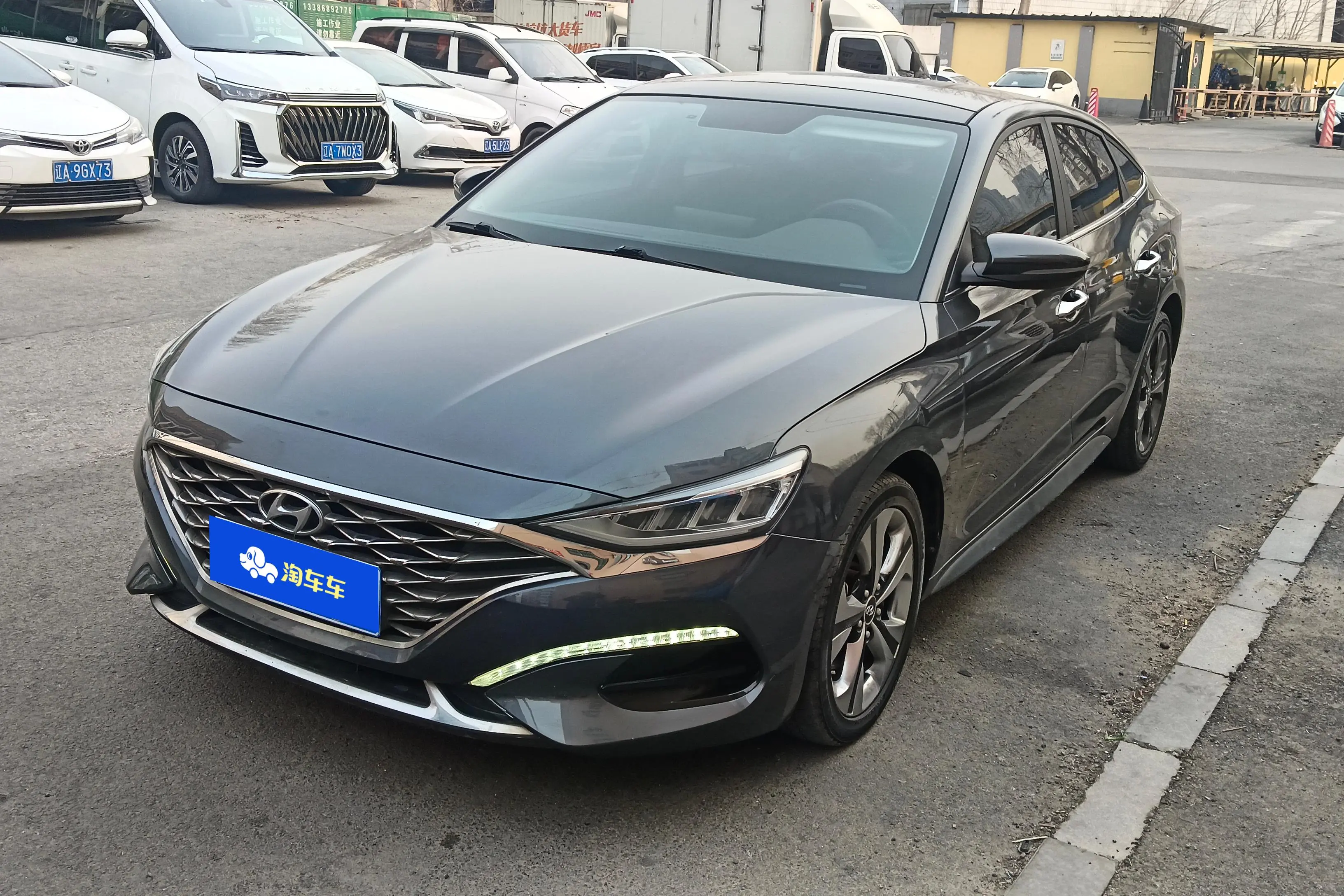 Hyundai Lafesta