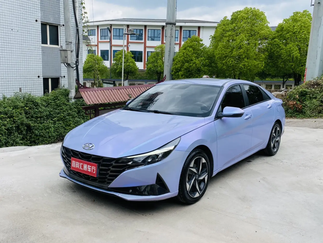 Hyundai Elantra