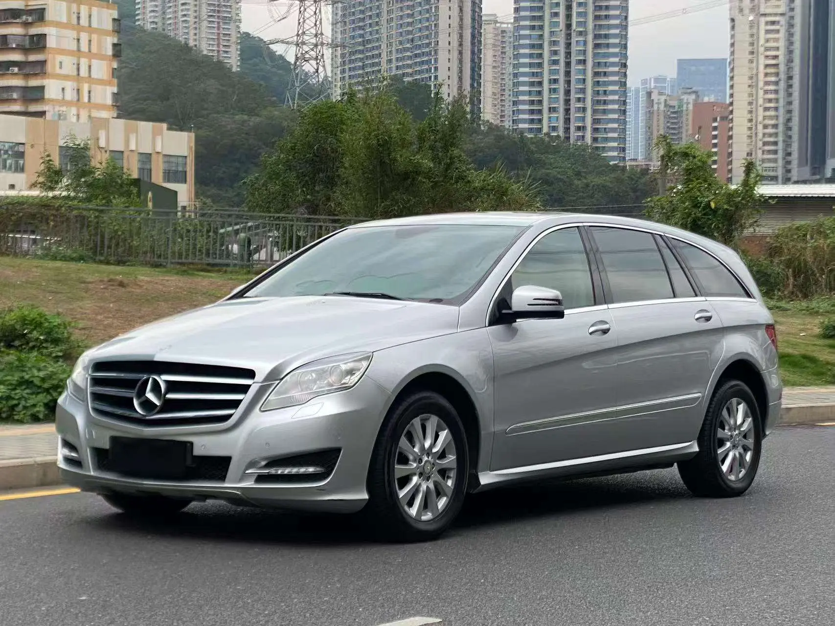 Mercedes-Benz R-Class
