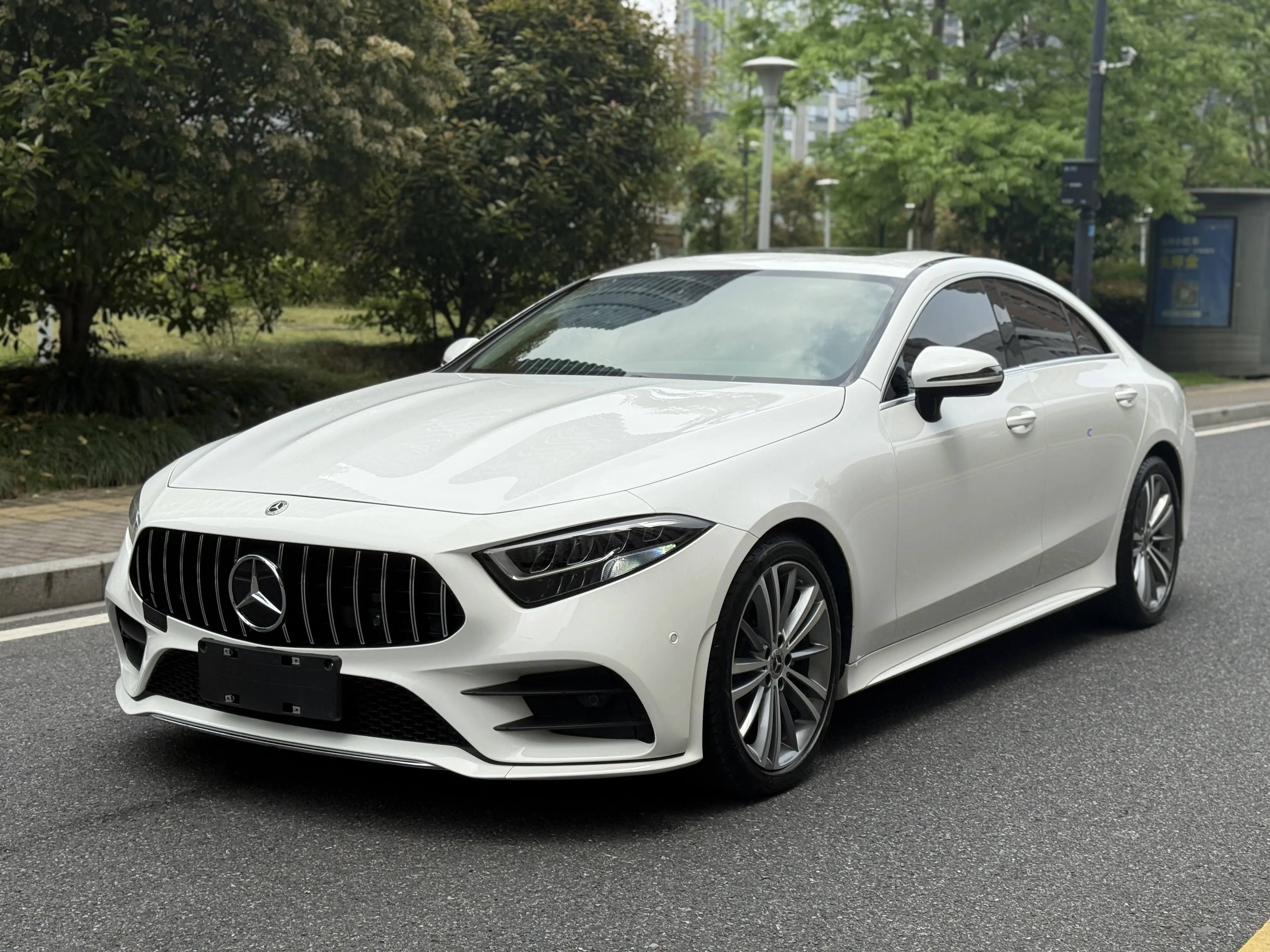 Mercedes-Benz Mercedes Benz CLS