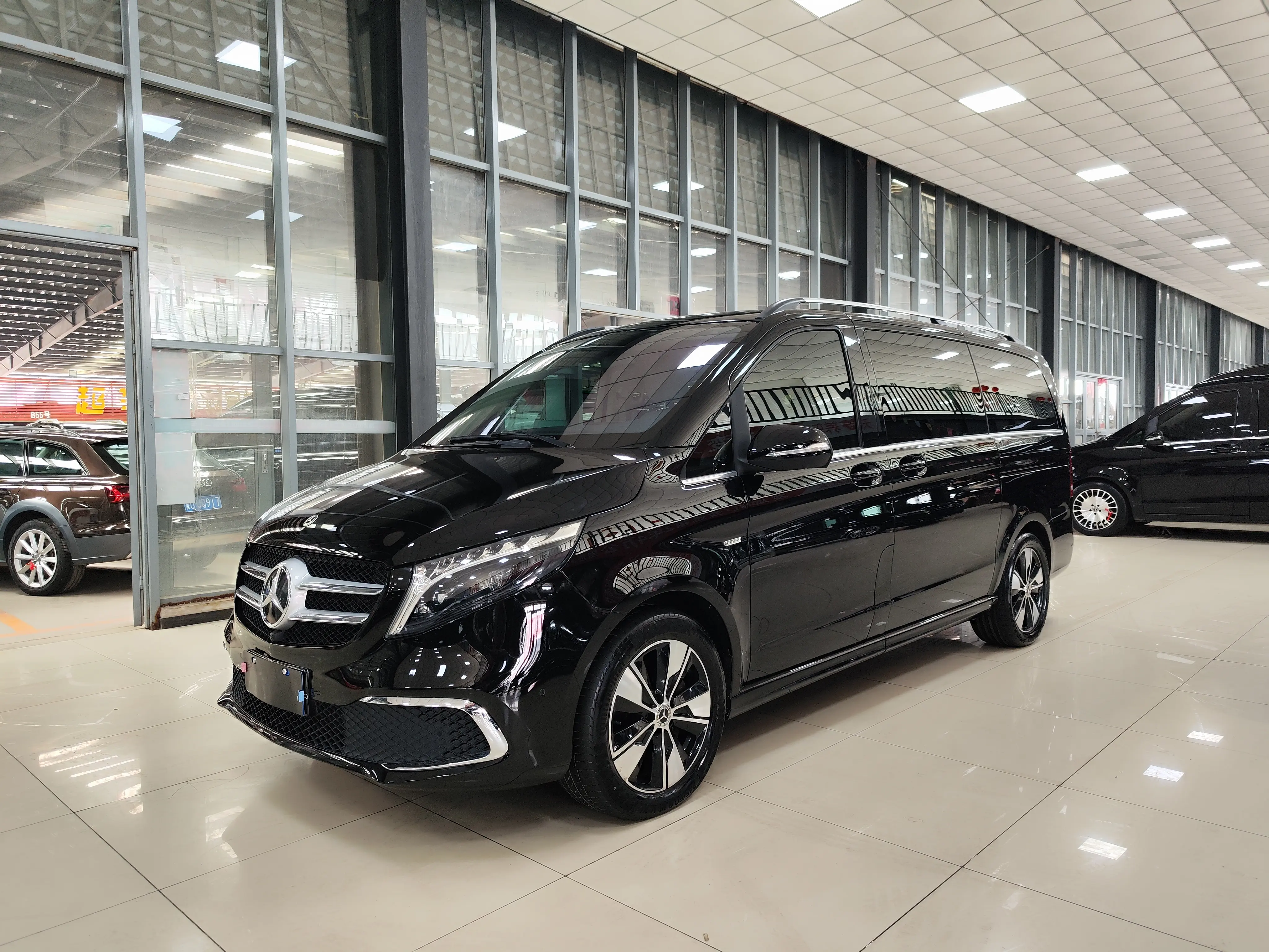 Mercedes-Benz Mercedes Benz V Class