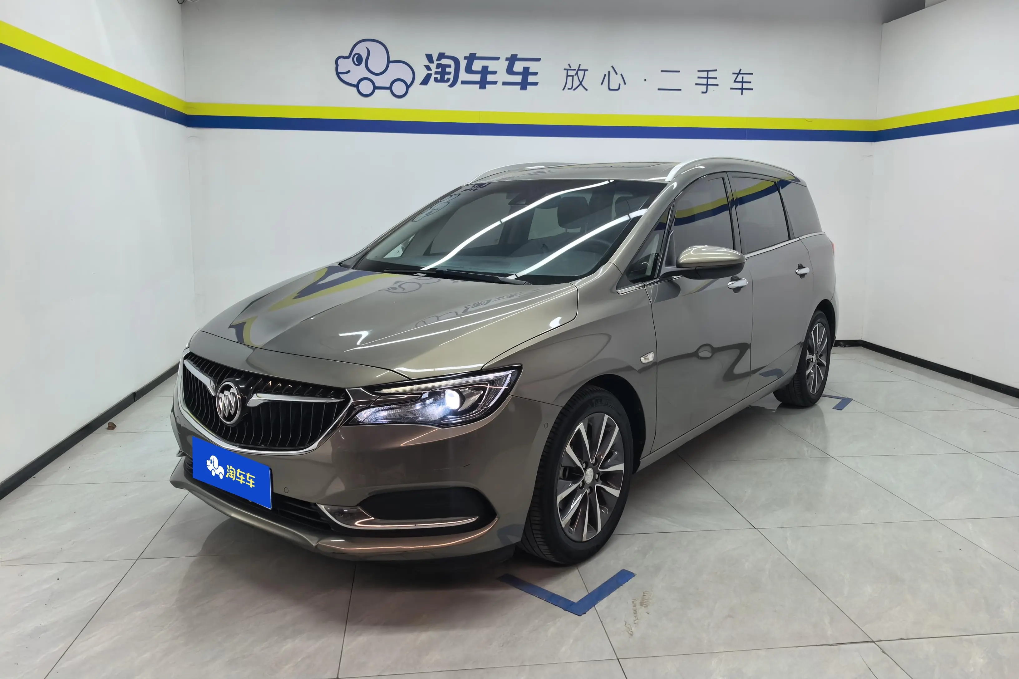 Buick GL6