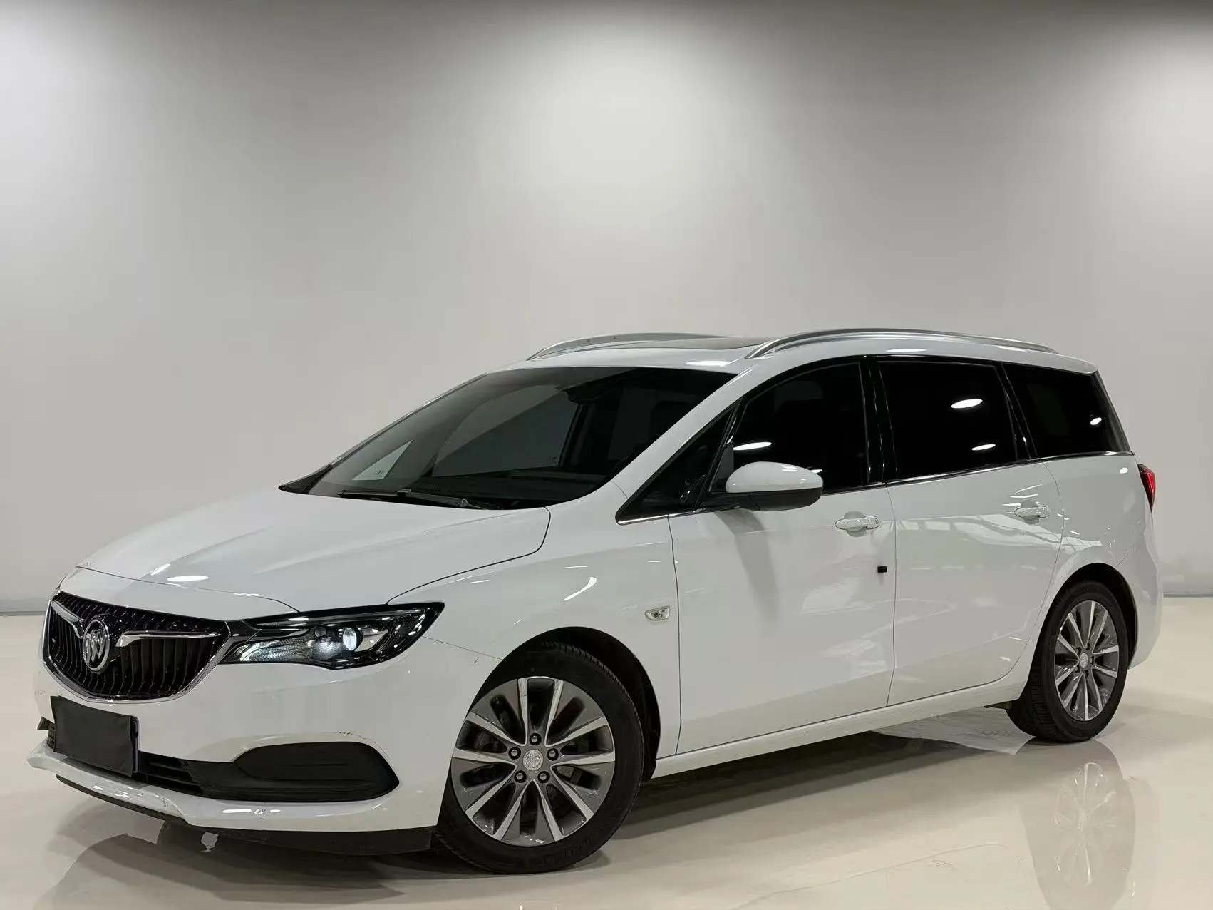 Buick GL6