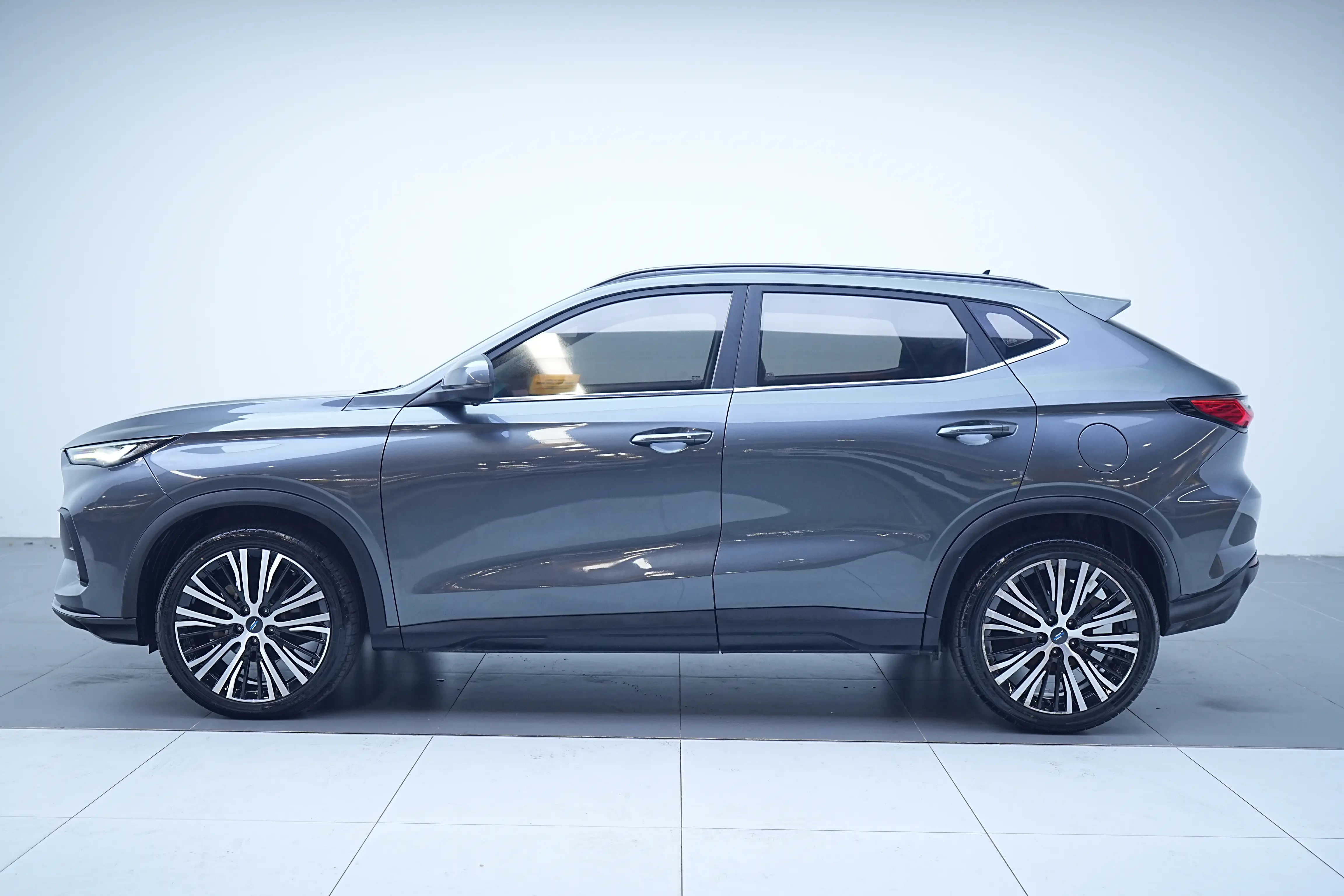 Oshan Changan Auchan X5