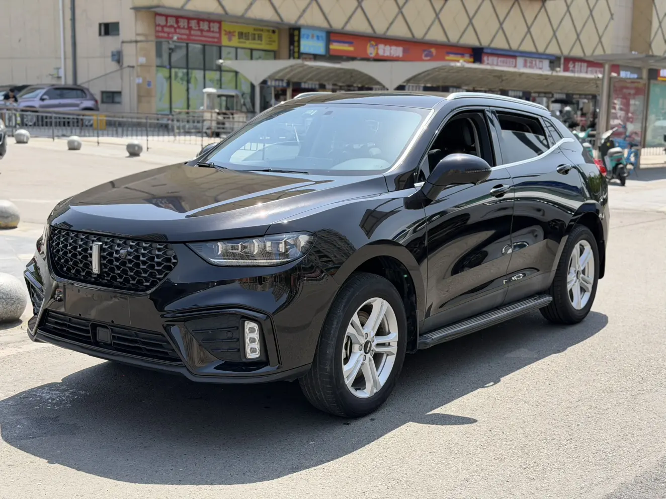 Wey Wei brand VV5