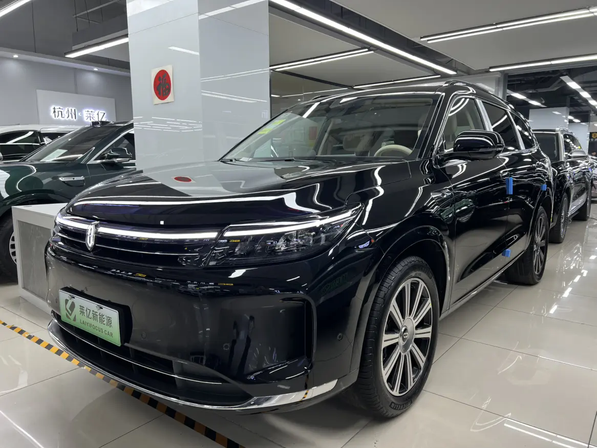 AITO M7