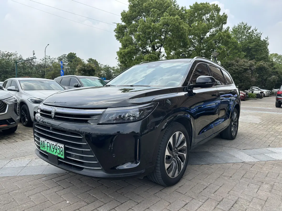AITO M7