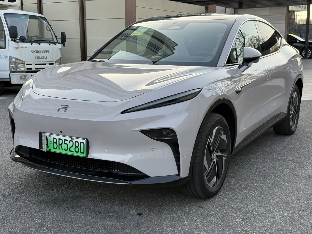 Rising Auto Feifan R7