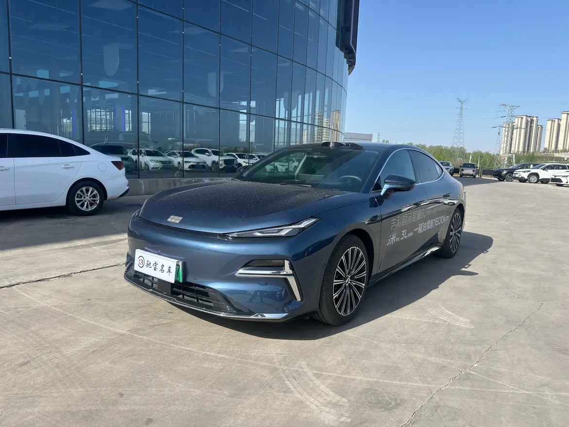 Geely Galaxy Star 8 PHEV