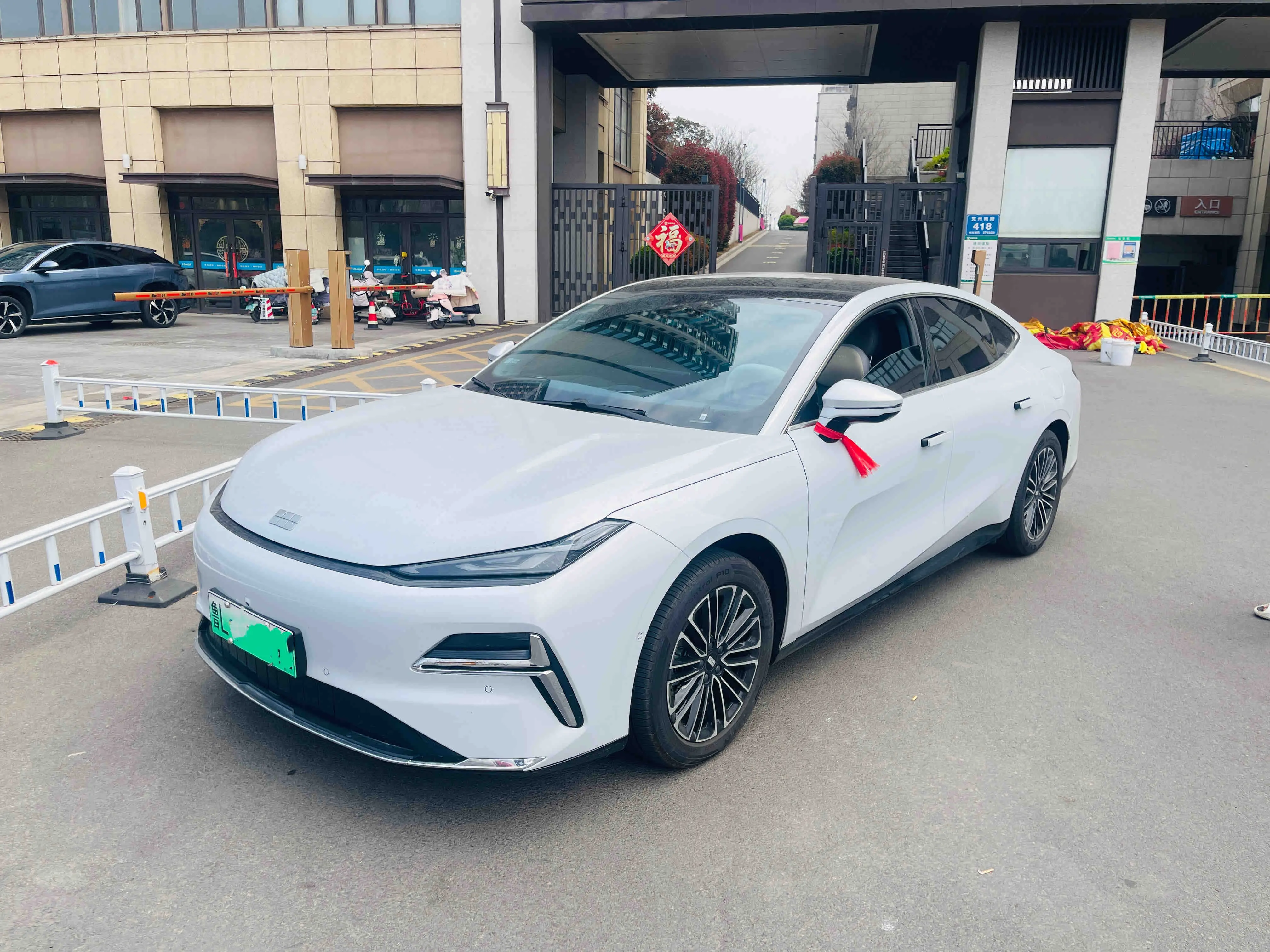 Geely Galaxy Star 8 PHEV