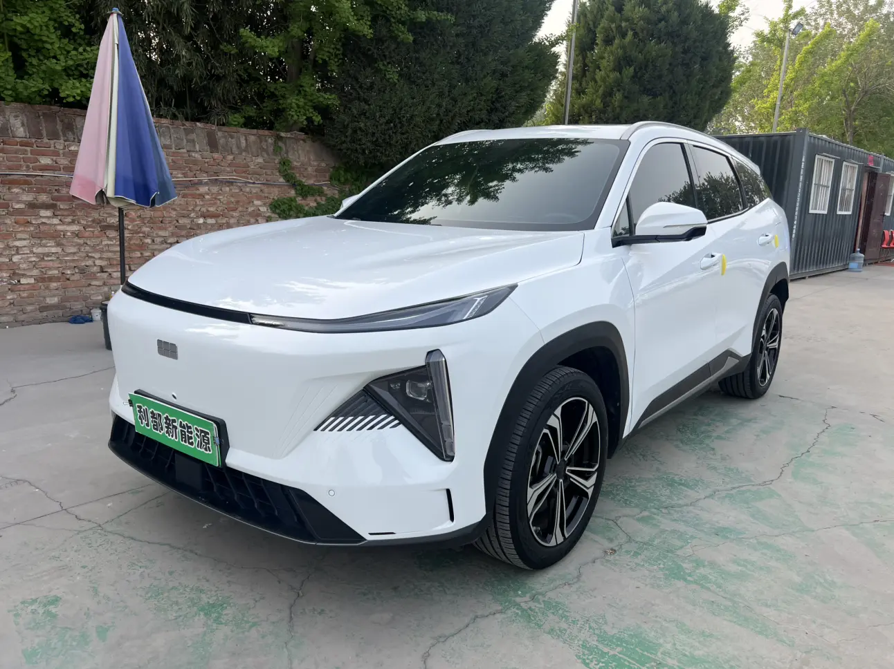 Geely Galaxy L7