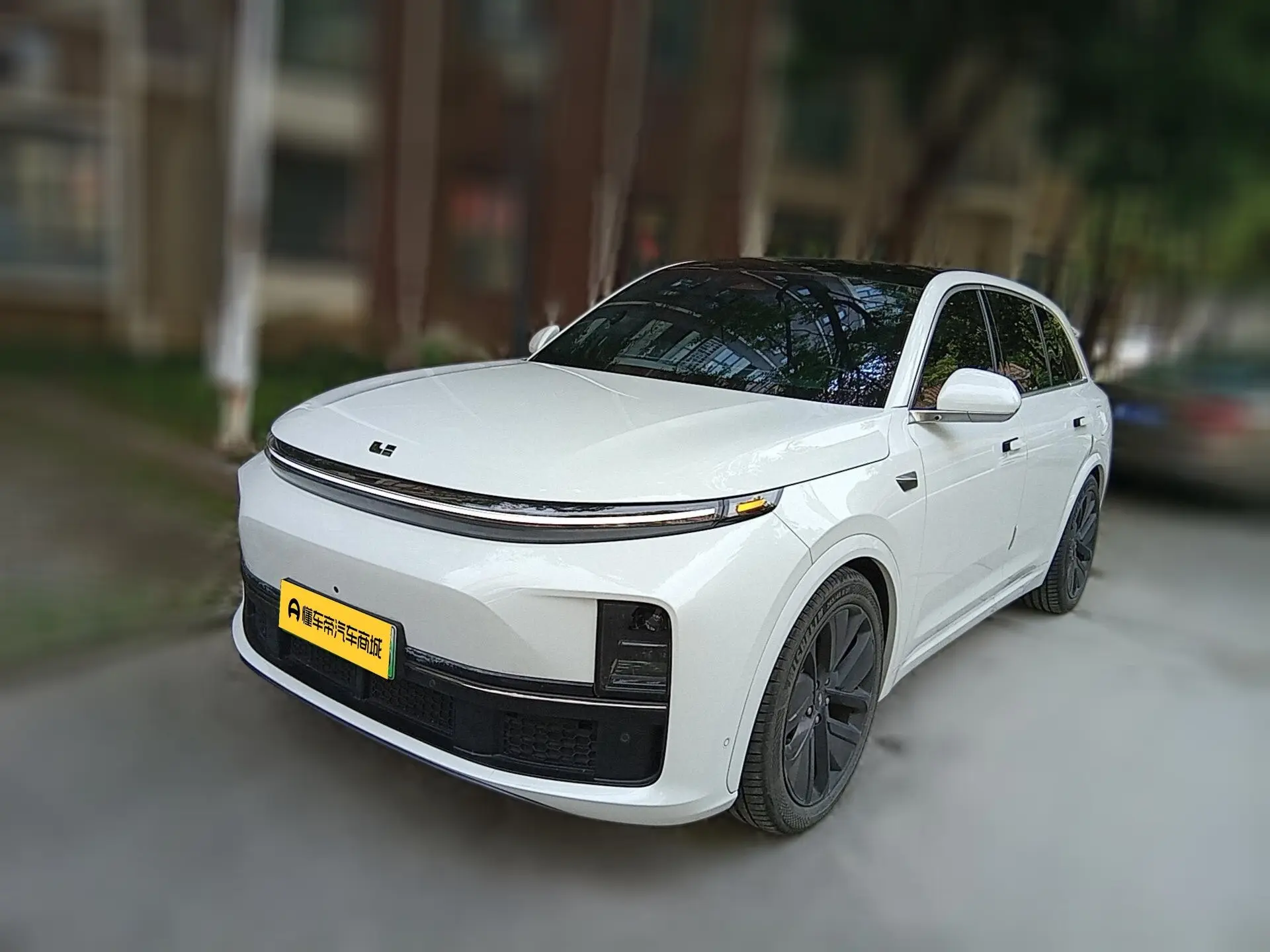 Lixiang L7