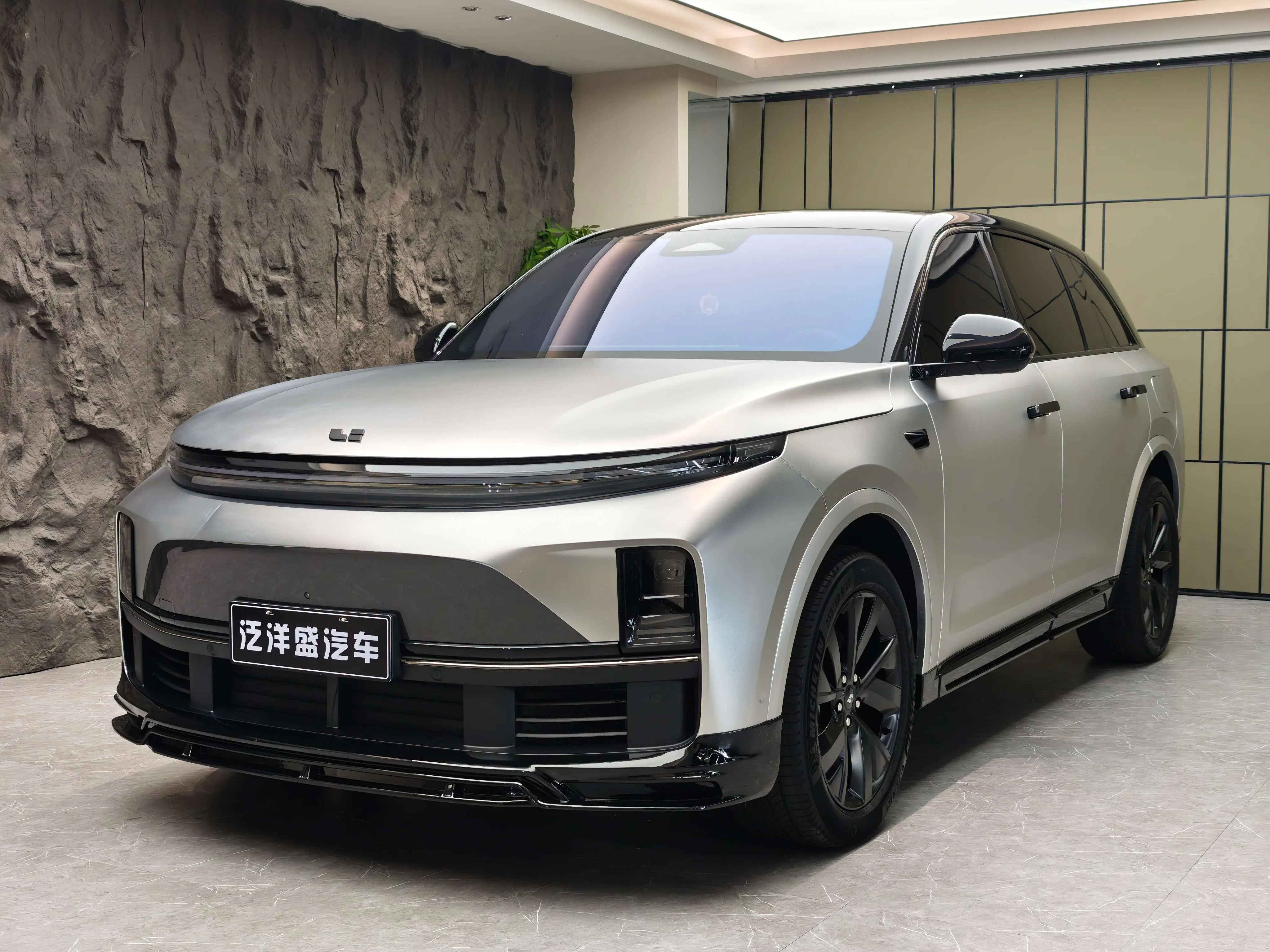 Lixiang L7