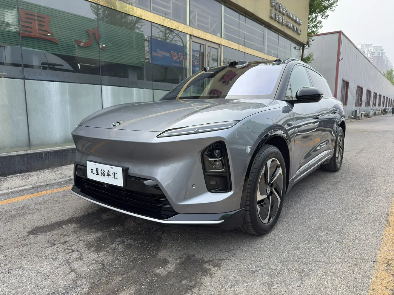NIO ES6