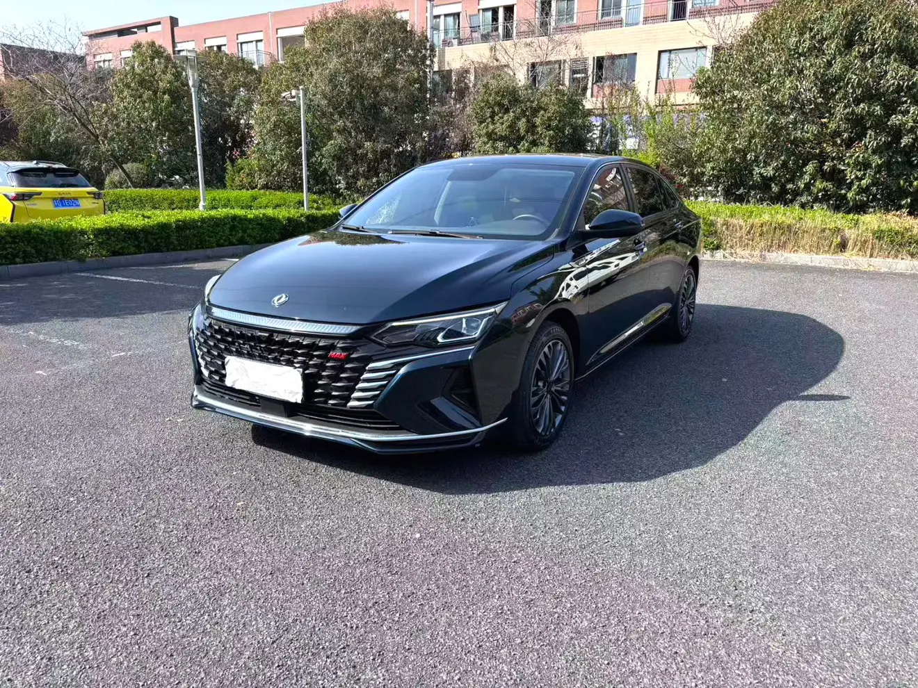 Dongfeng Yixuan MAX