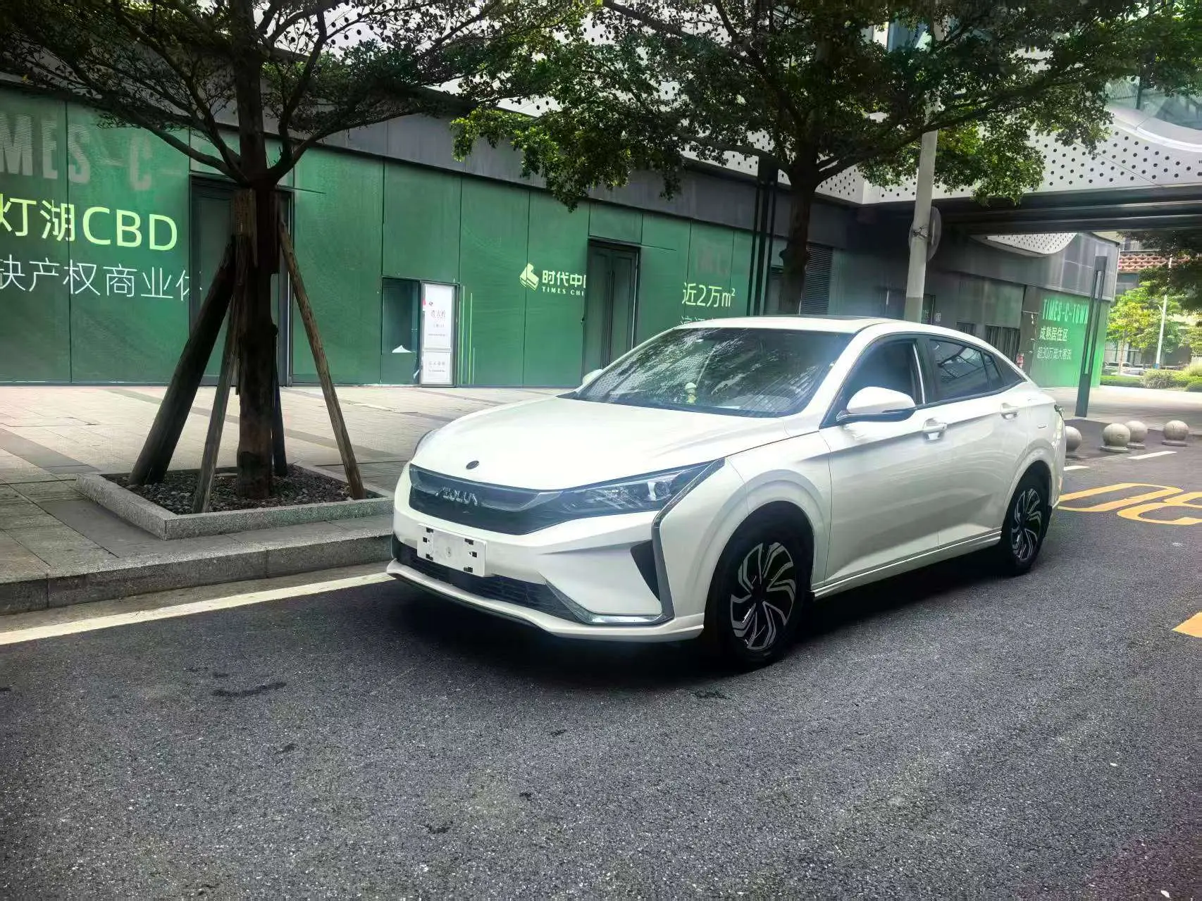 Dongfeng Yixuan