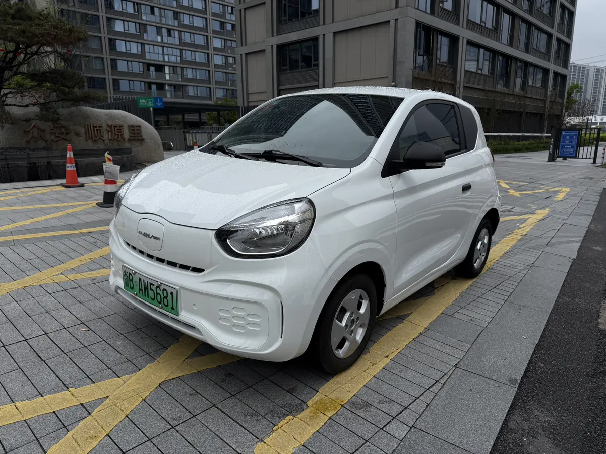 Roewe CLEVER