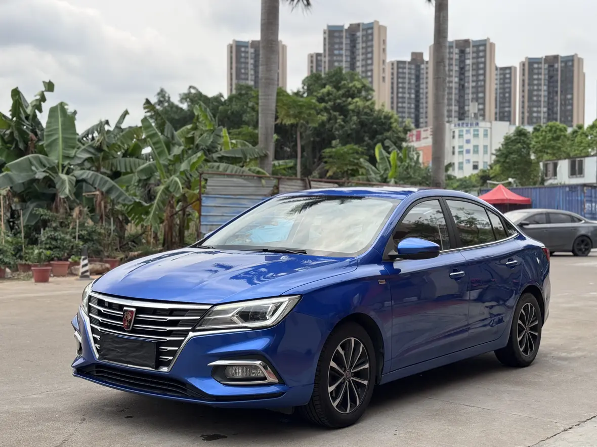 Roewe i5
