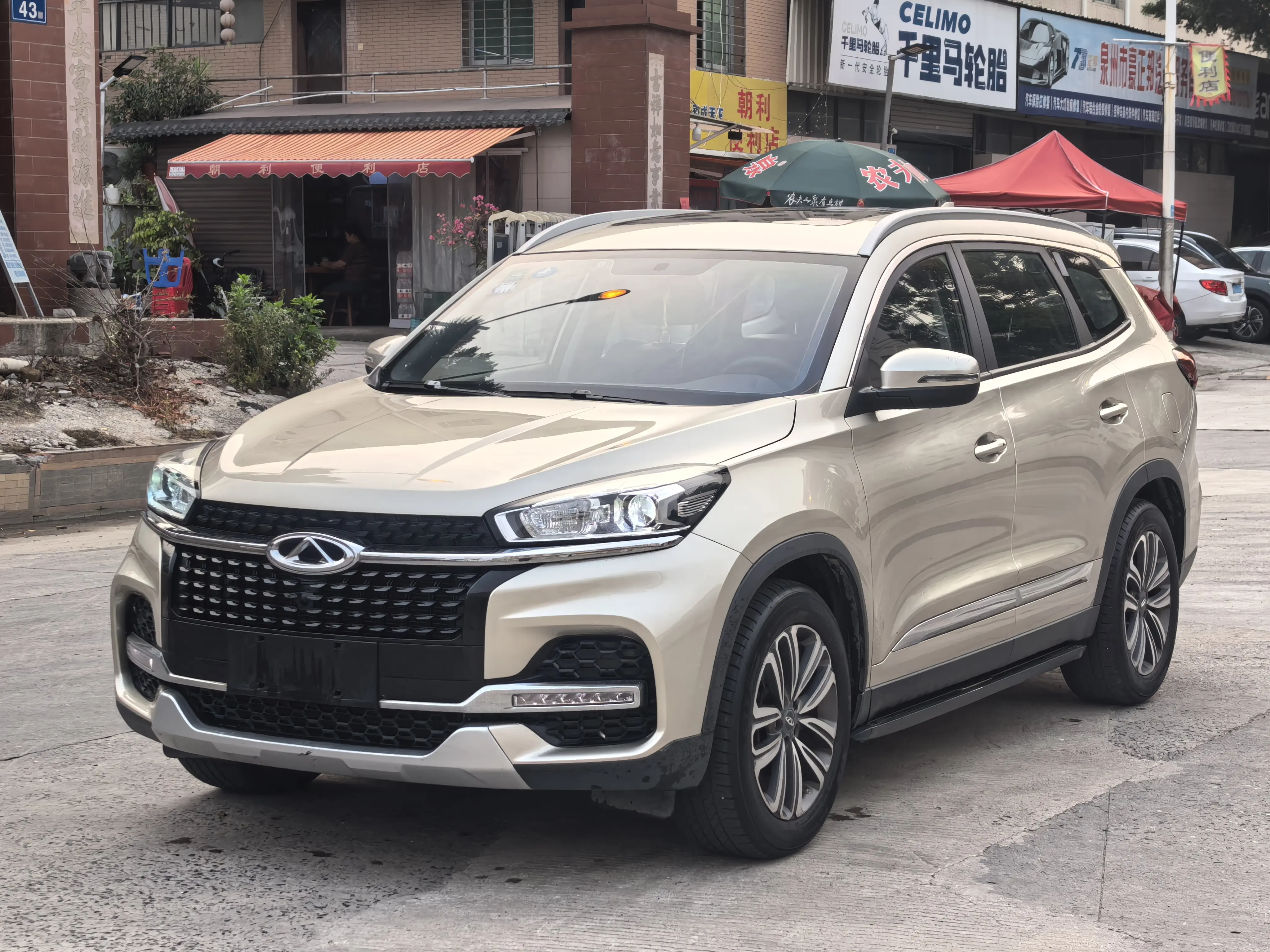 Chery Tiggo 8