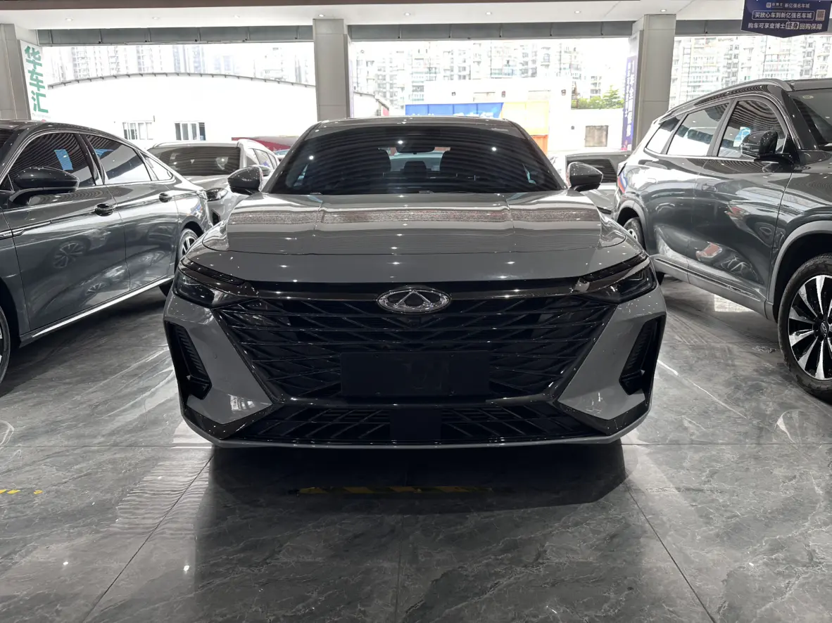 Chery Arrizo 8