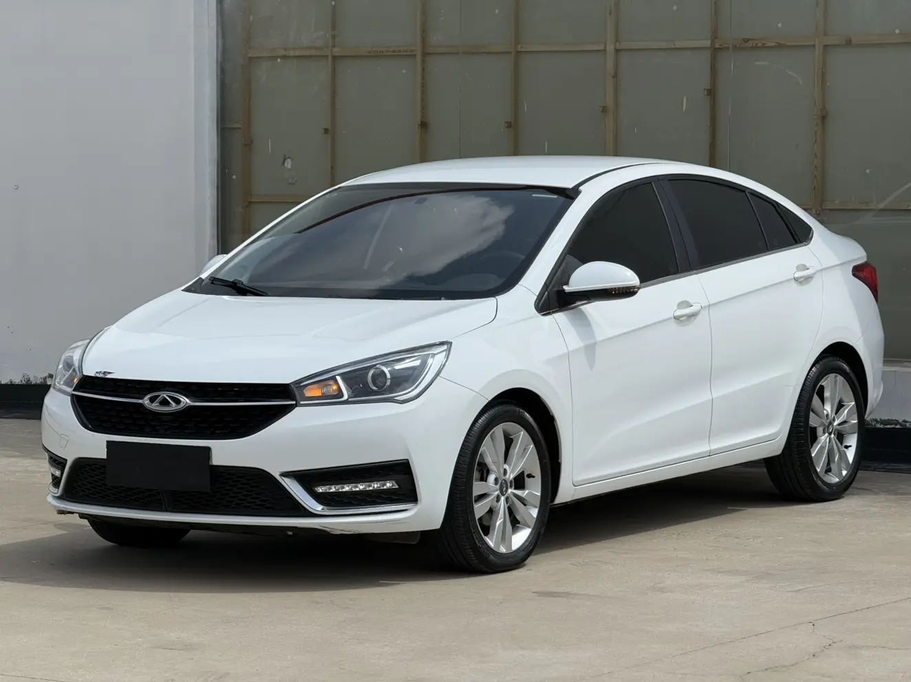 Chery Arrizo 5