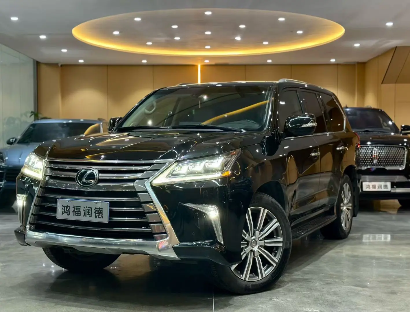 Lexus LX