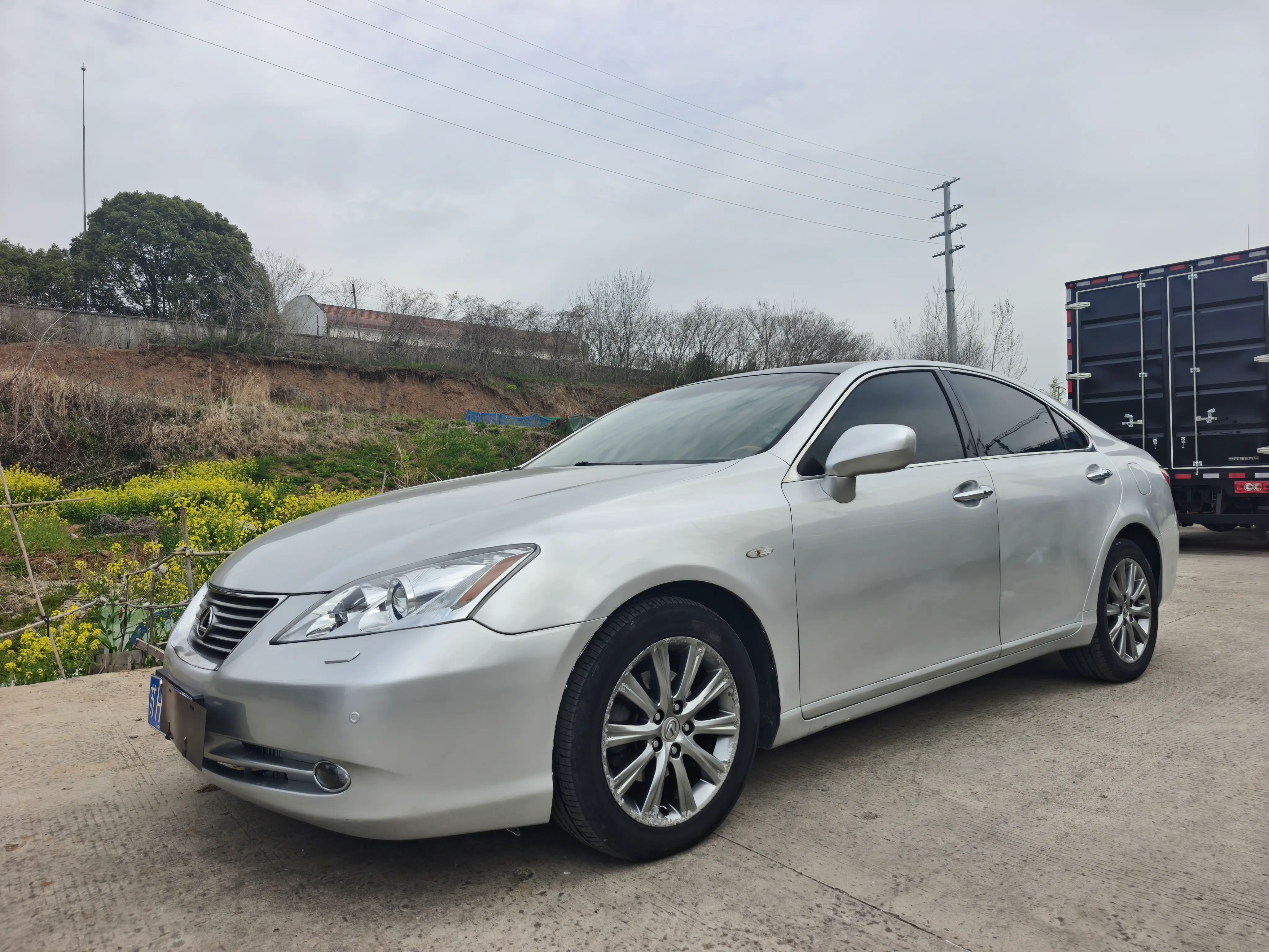 Lexus ES